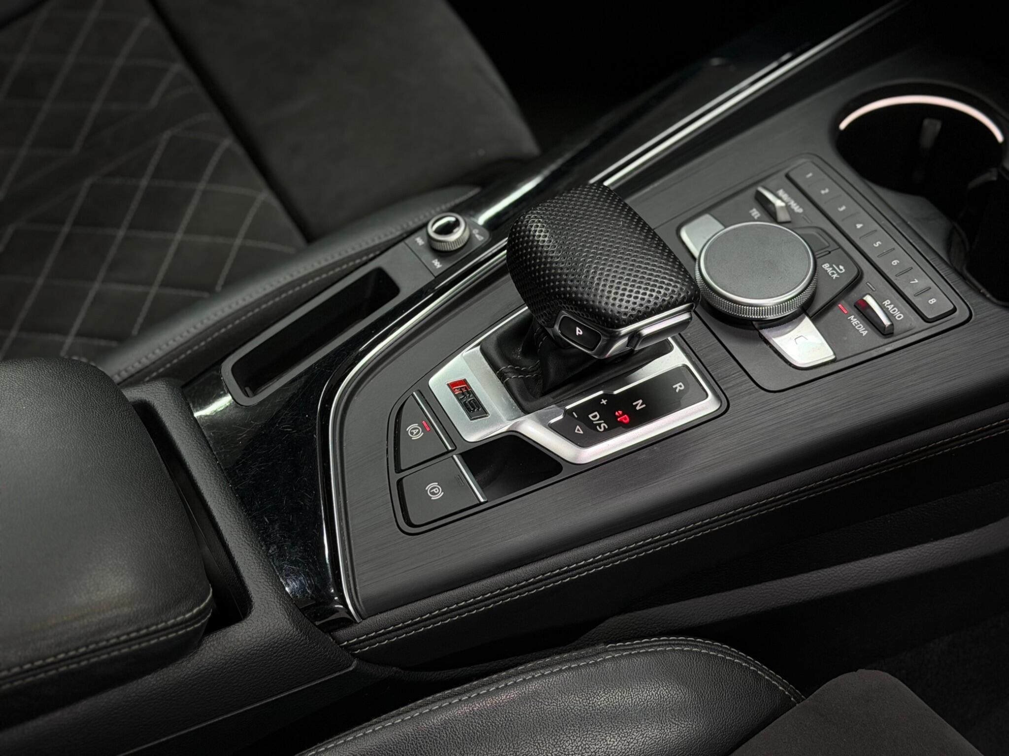 Audi RS5 — image 23 of 28
