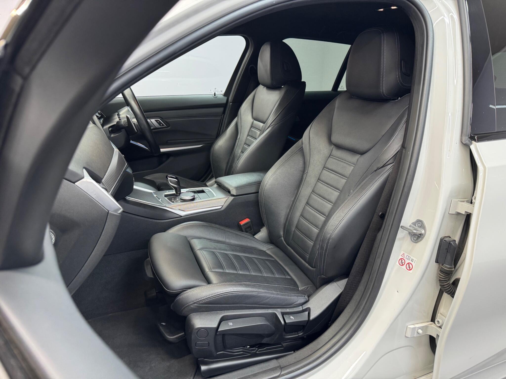 BMW 3 Series — image 3 of 5