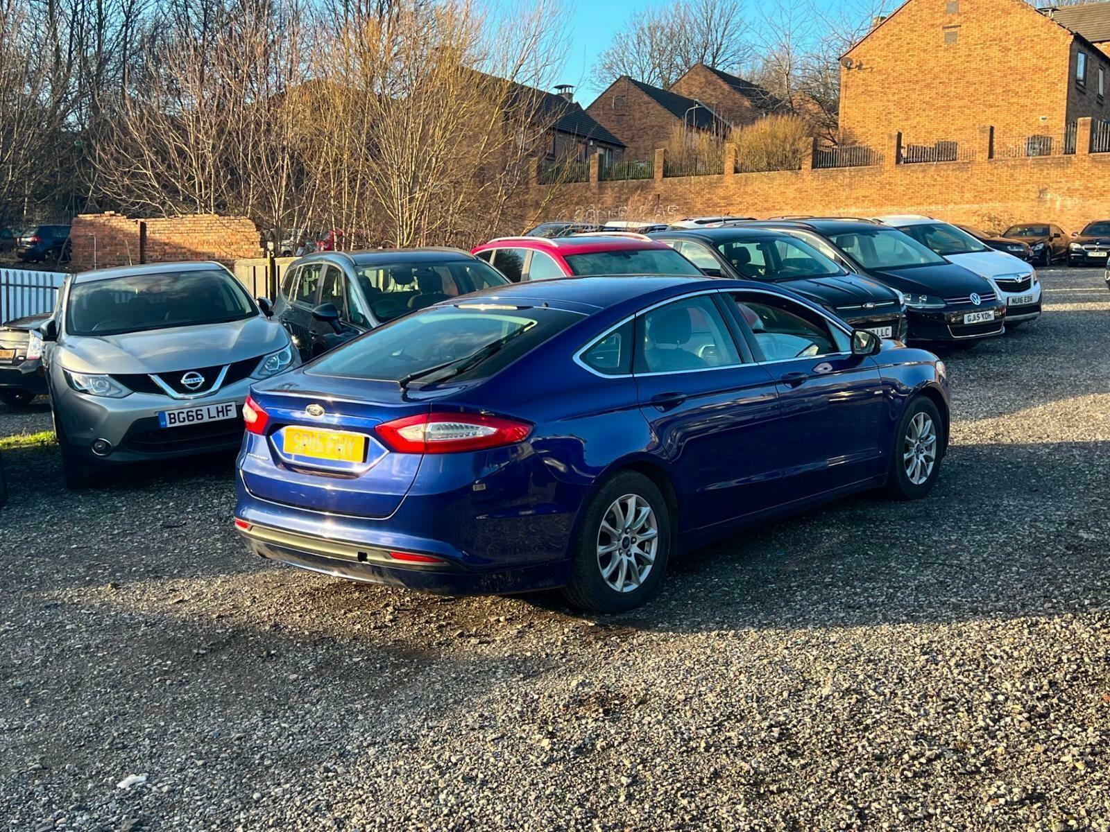 2015 Ford Mondeo 1.6 TDCi ECOnetic Zetec Hatchback 5dr Diesel Manual Euro 5 (s/s) (115 ps)