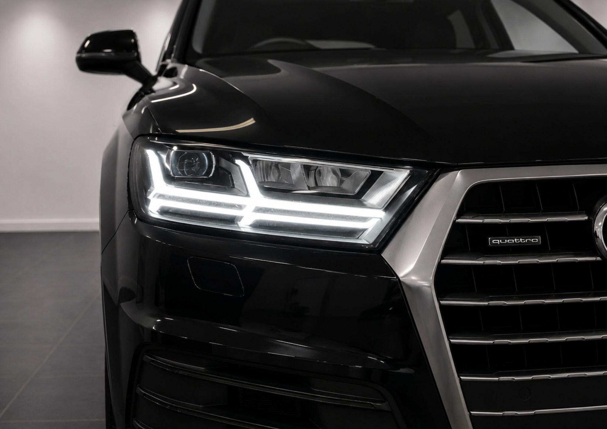 Audi Q7 — image 36 of 39