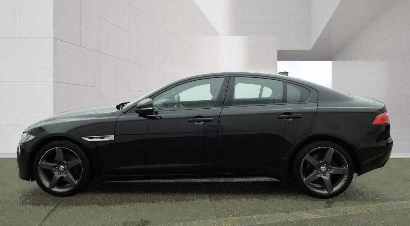 2017 Jaguar XE 2.0d R-Sport Saloon 4dr Diesel Auto Euro 6 (s/s) (180 ps)