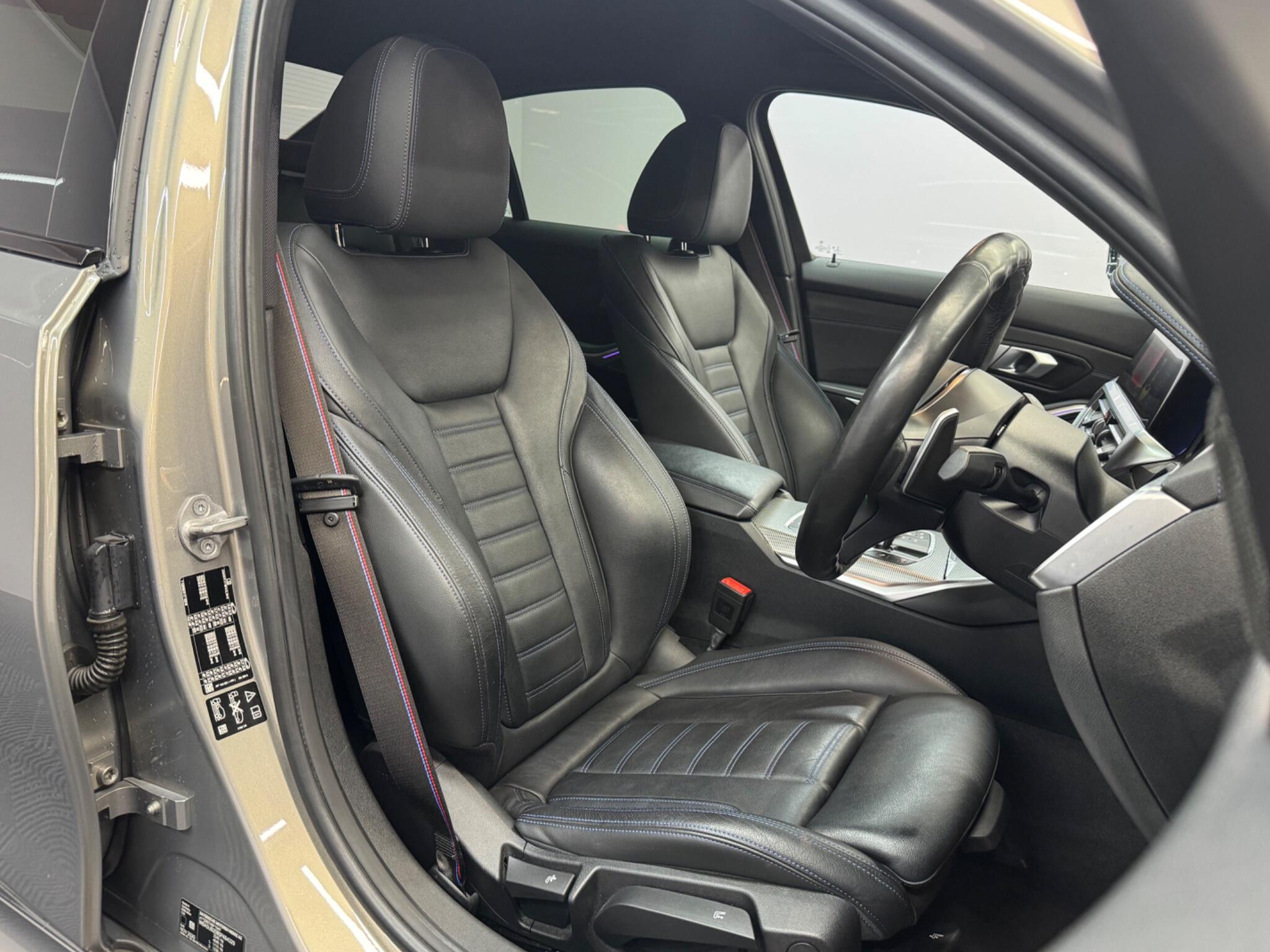 BMW 3 Series — image 18 of 41