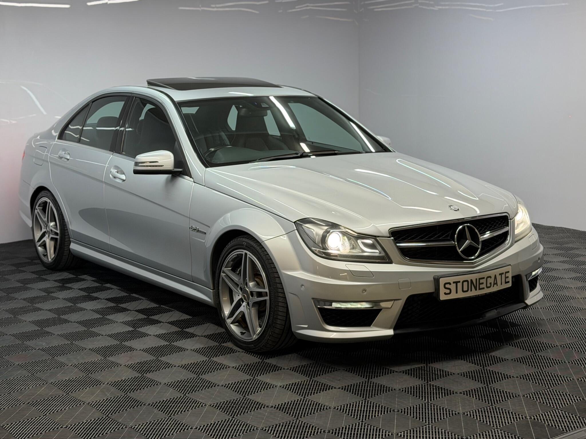 Mercedes-Benz C Class — image 4 of 32