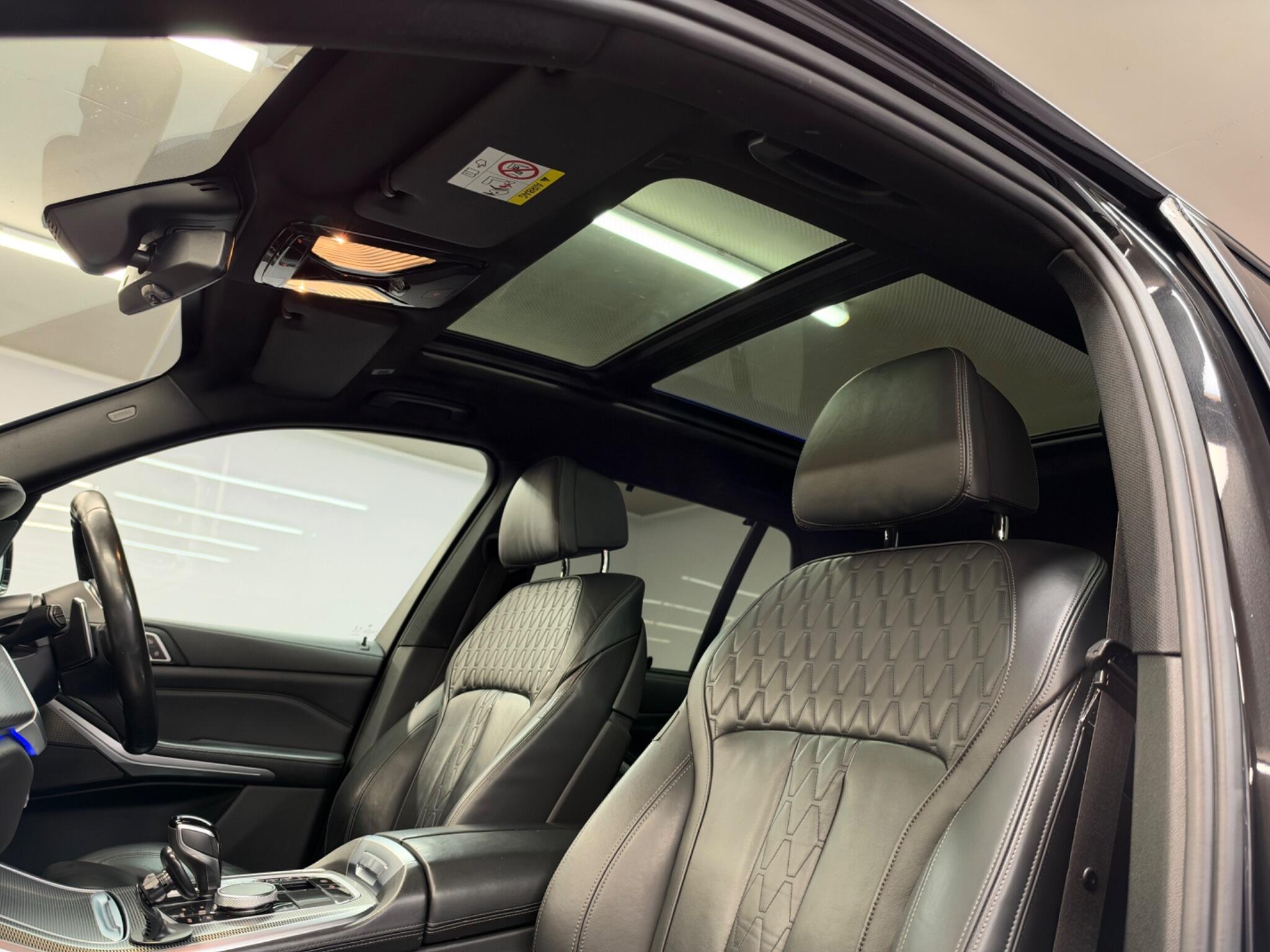 BMW X5 — image 24 of 51