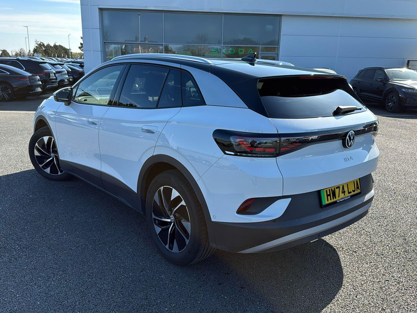 2025 Volkswagen ID.4 Pro 77kWh Style SUV 5dr Electric Auto (286 ps)