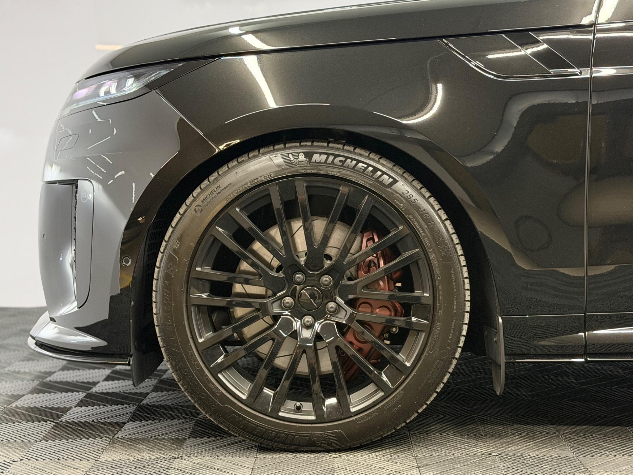 Land Rover Range Rover Sport — image 10 of 42