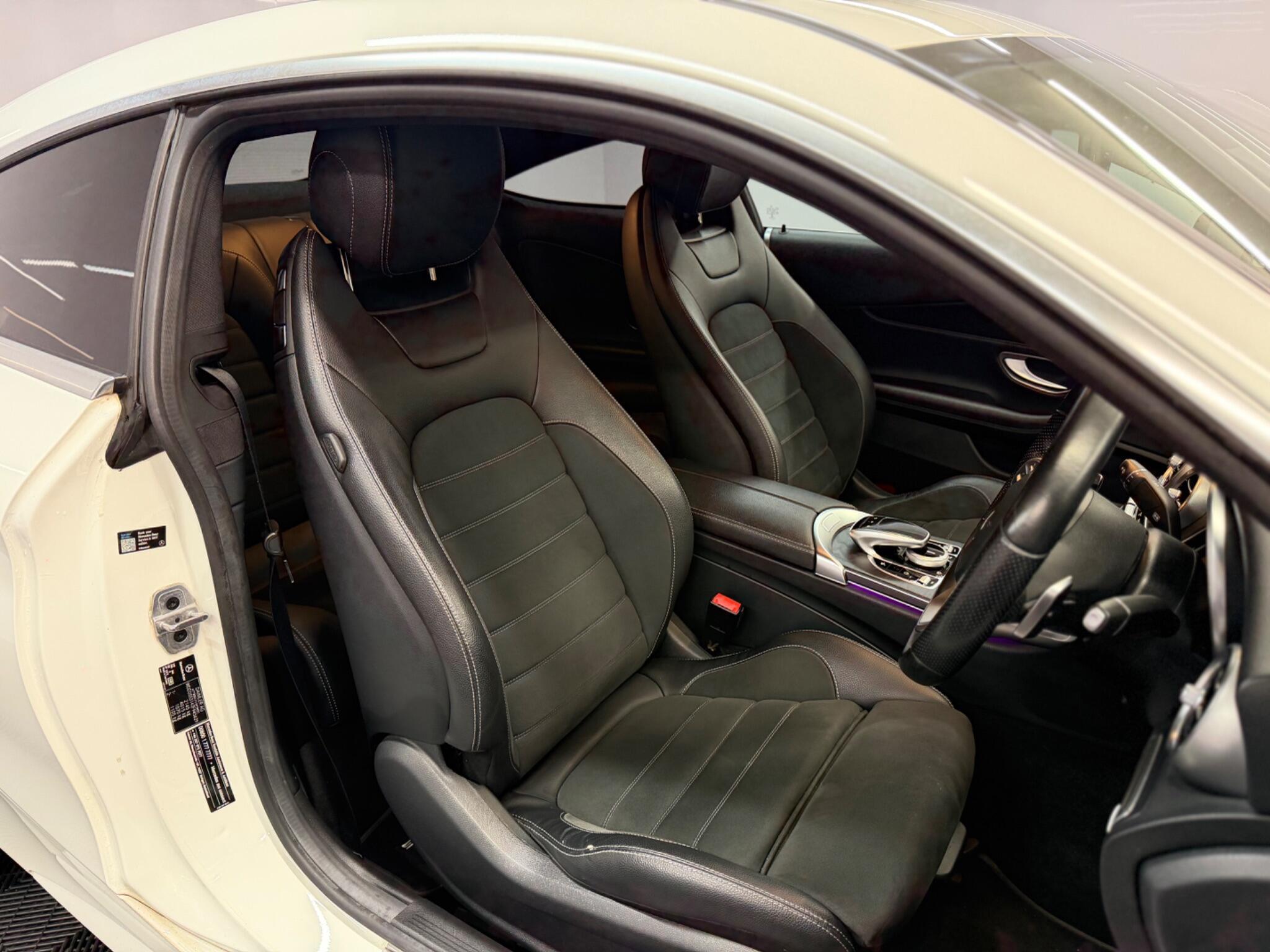 Mercedes-Benz C Class — image 12 of 25