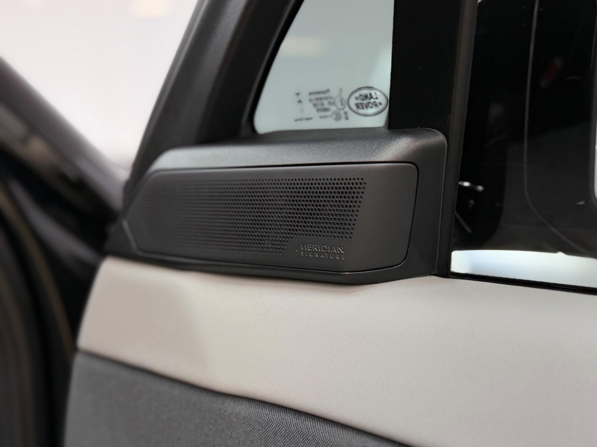 Land Rover Range Rover Sport — image 34 of 42