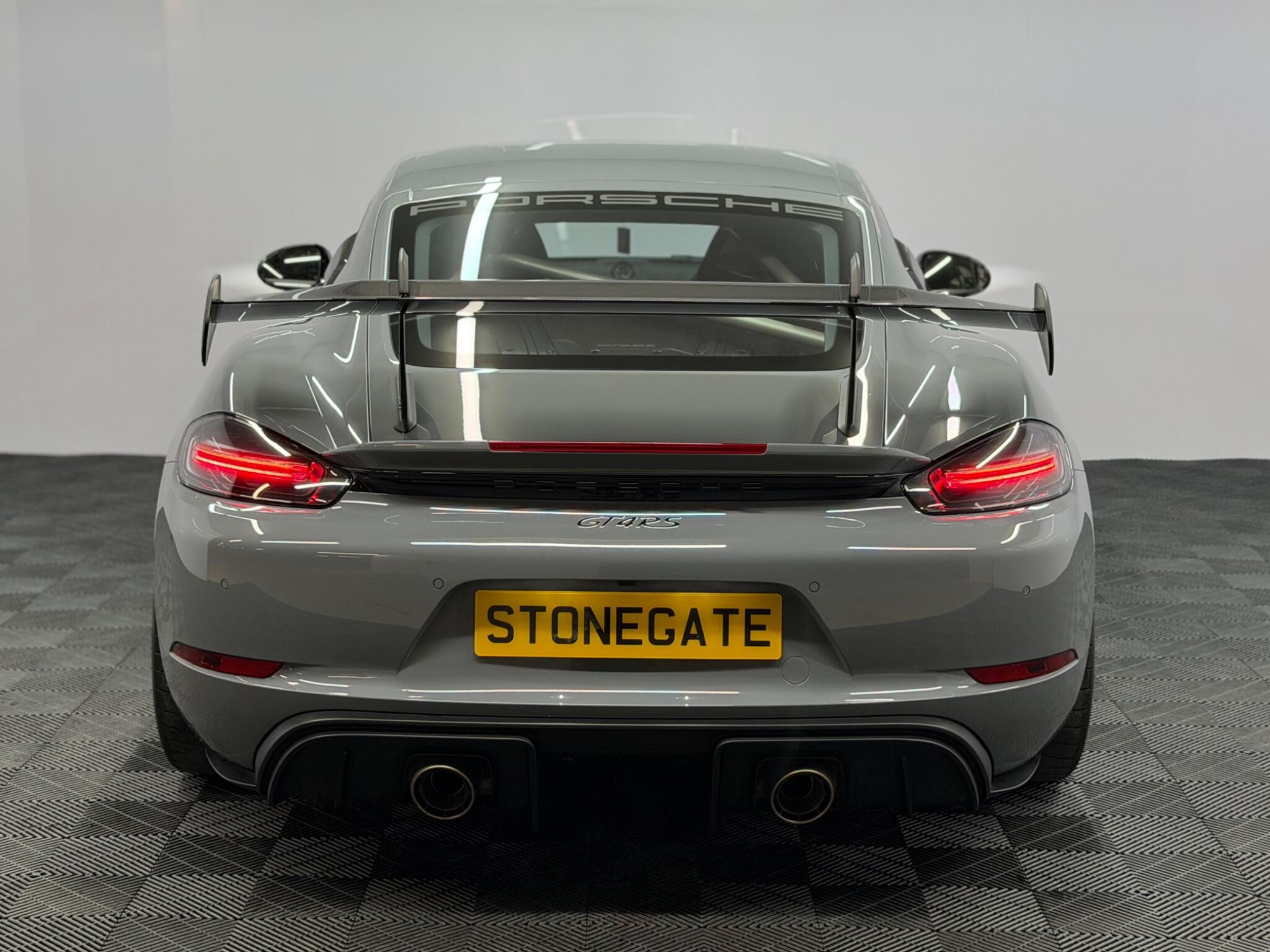 Porsche 718 Cayman — image 7 of 48