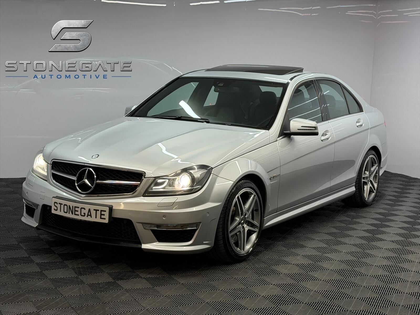 Mercedes-Benz C Class — image 1 of 32