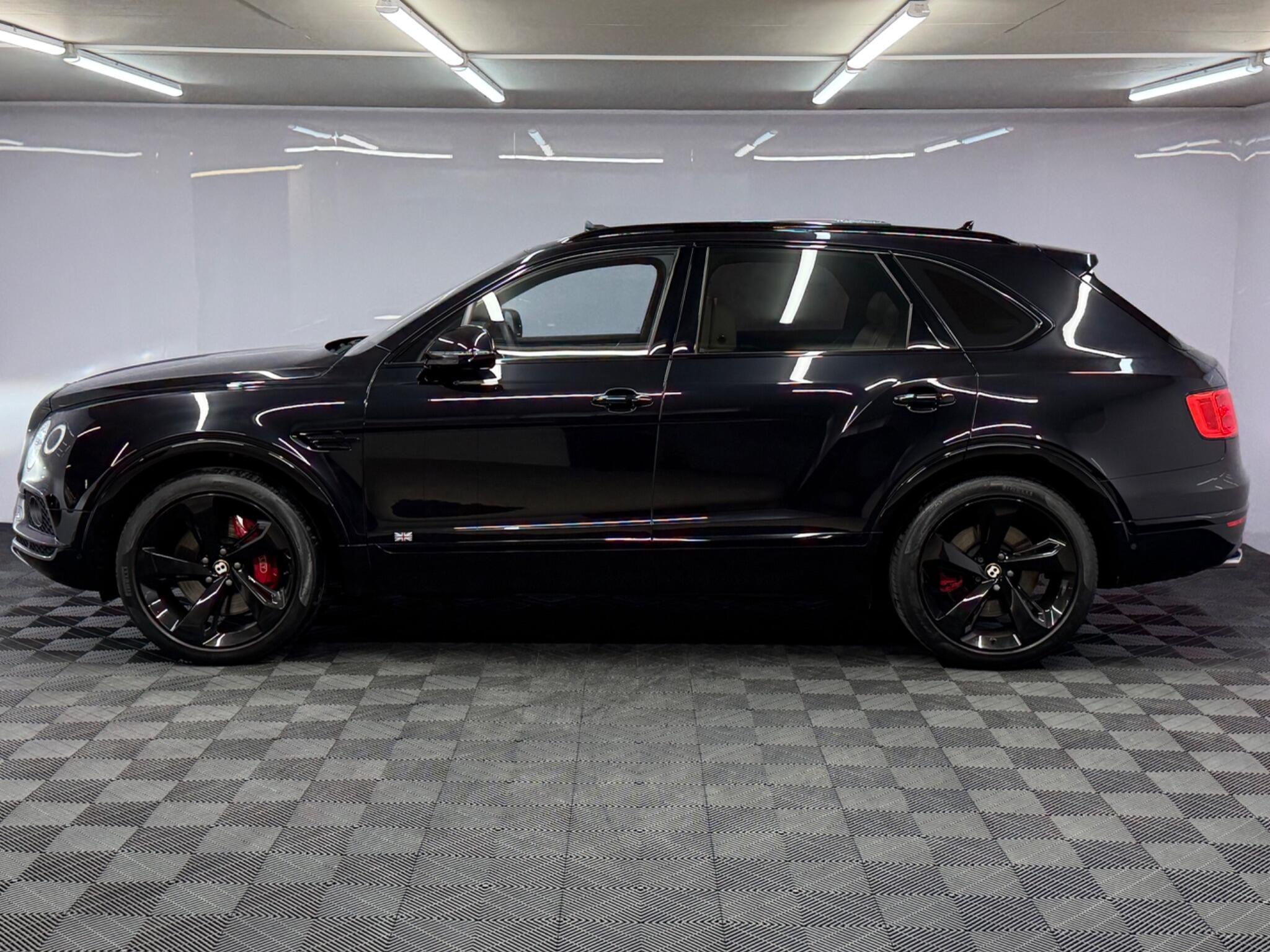Bentley Bentayga — image 7 of 54