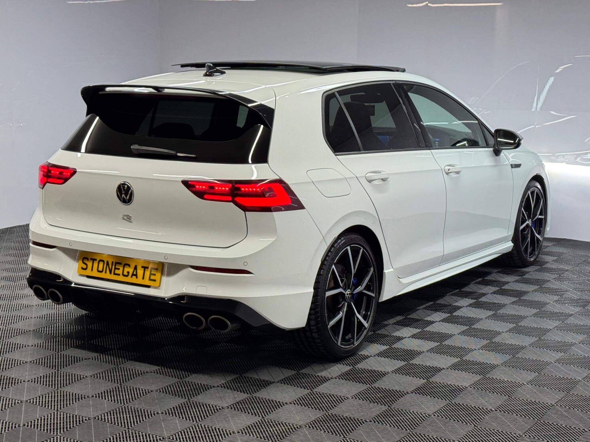 Volkswagen Golf — image 42 of 43