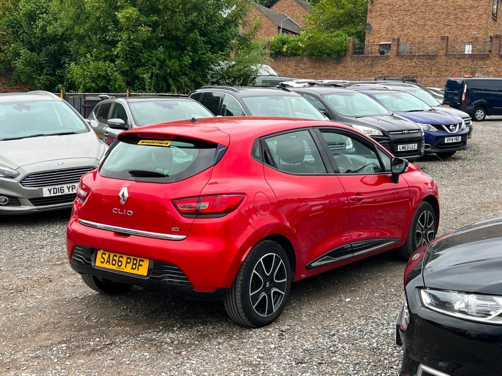 2016 Renault Clio 1.5 dCi Dynamique Nav Hatchback 5dr Diesel Manual Euro 6 (s/s) (90 ps)