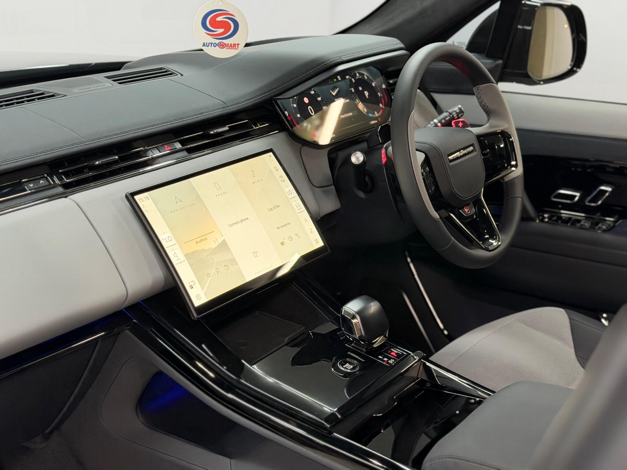 Land Rover Range Rover Sport — image 22 of 42
