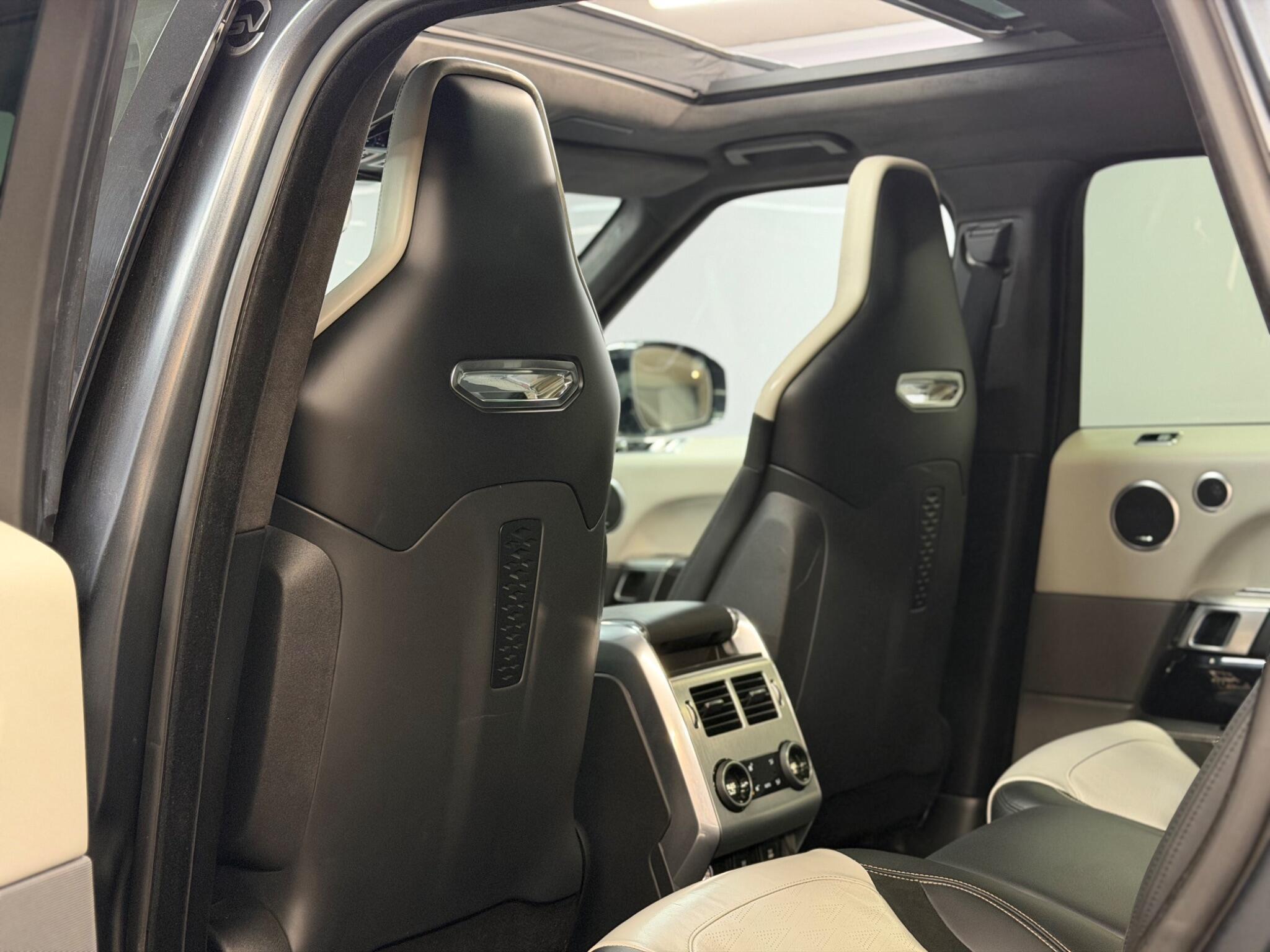 Land Rover Range Rover Sport — image 20 of 37
