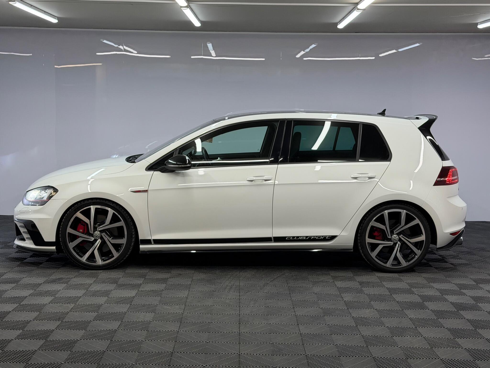 Volkswagen Golf — image 7 of 37