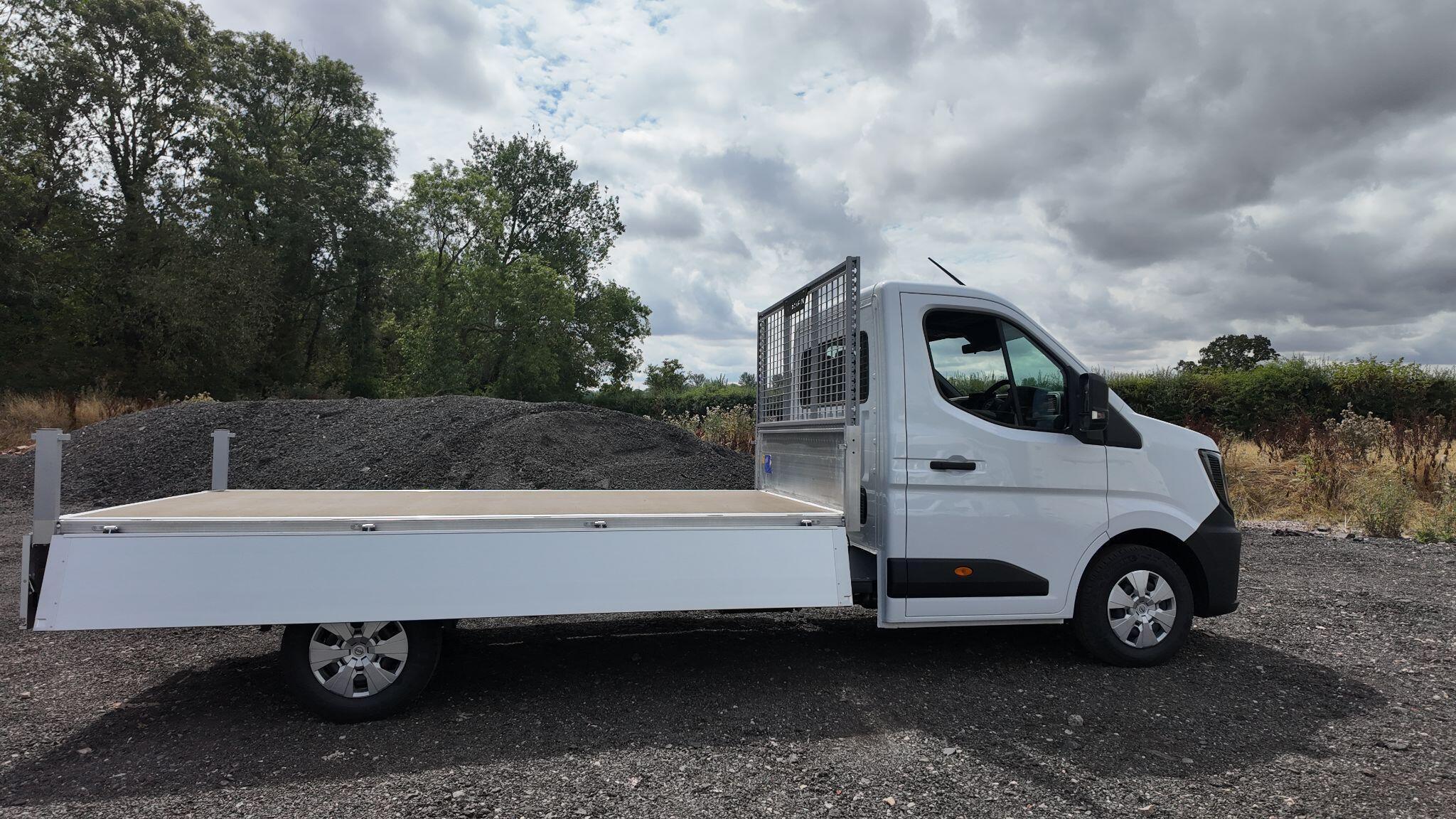 Nissan Interstar 2.0 dCi 35 Acenta L3 Euro 6 (s/s) 2dr