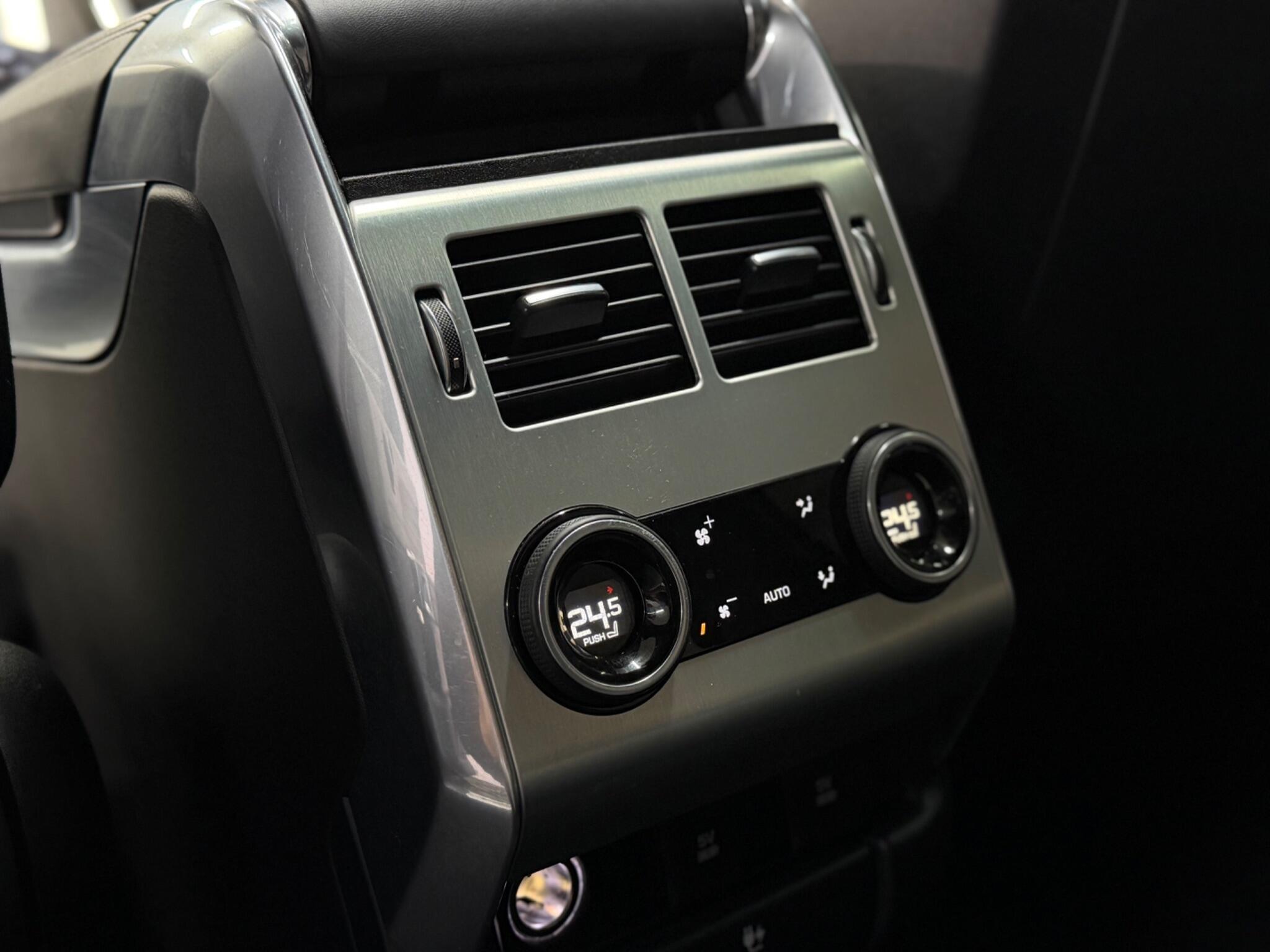 Land Rover Range Rover Sport — image 34 of 37