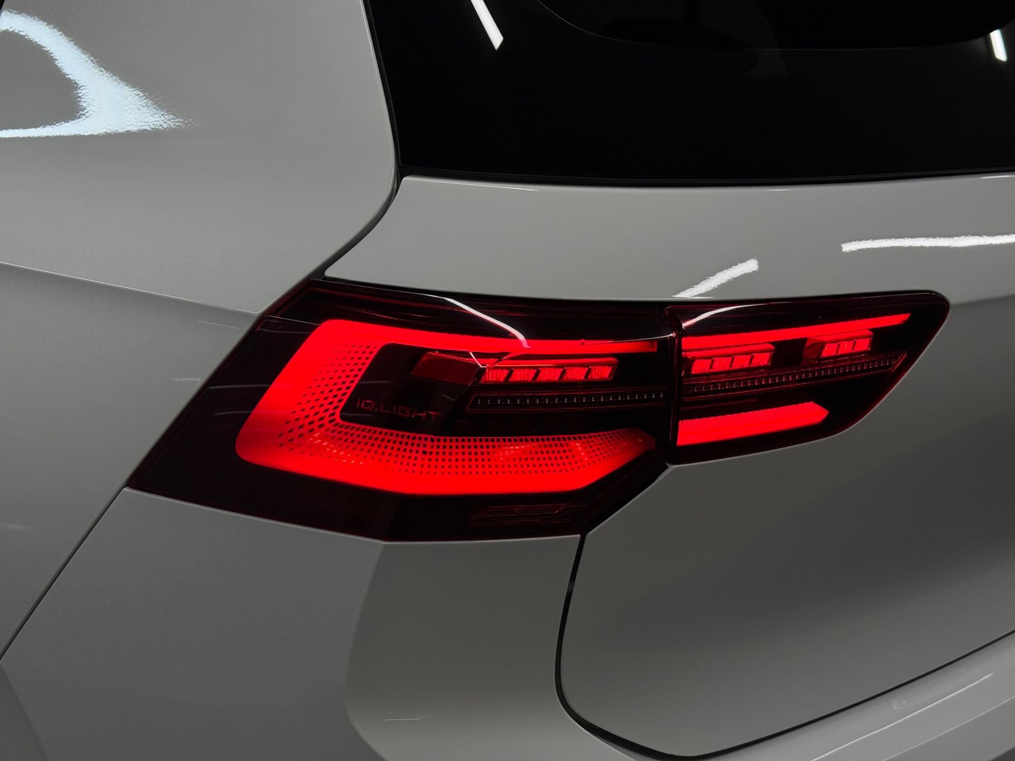 Volkswagen Golf — image 41 of 43
