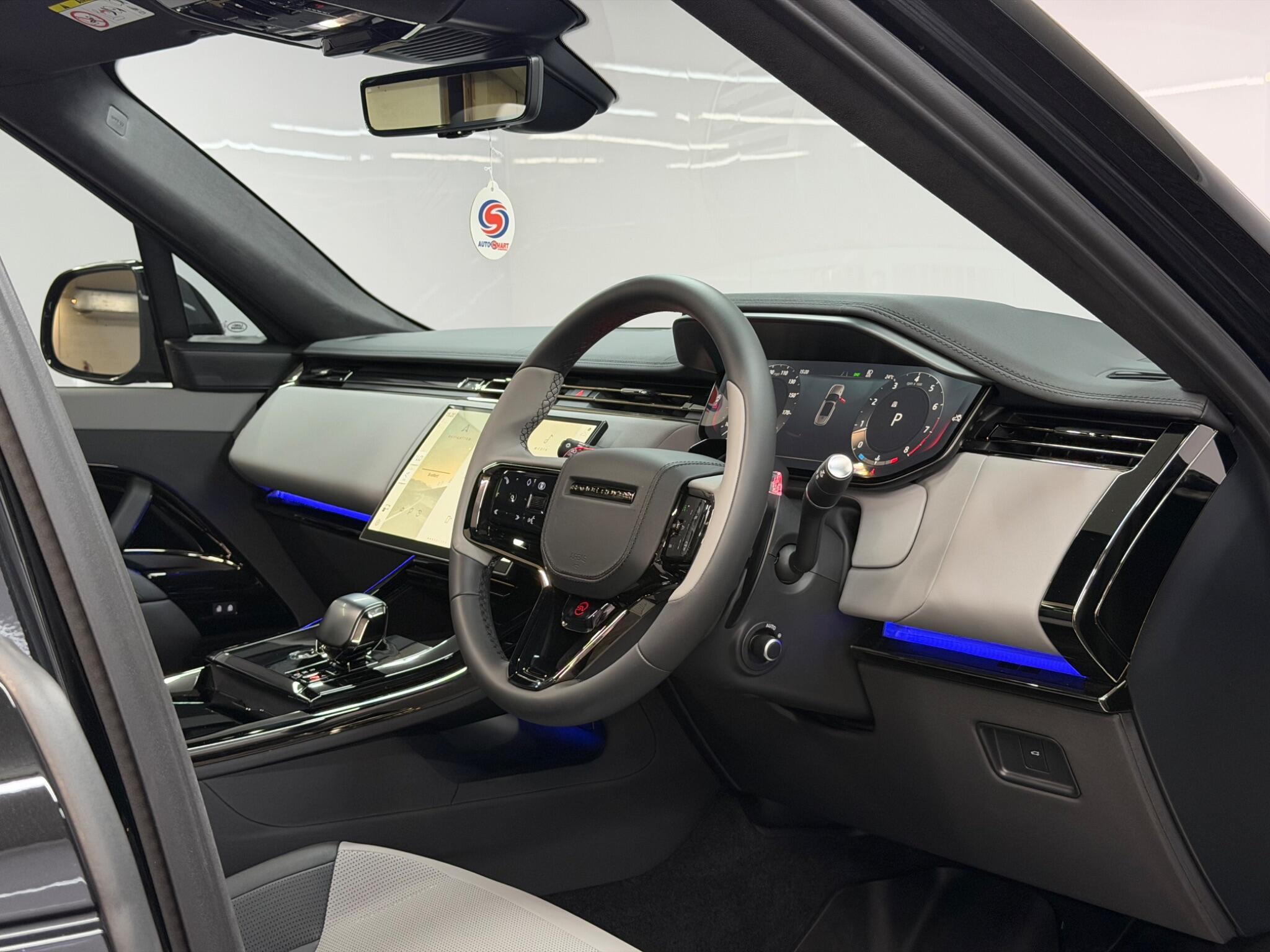 Land Rover Range Rover Sport — image 19 of 42