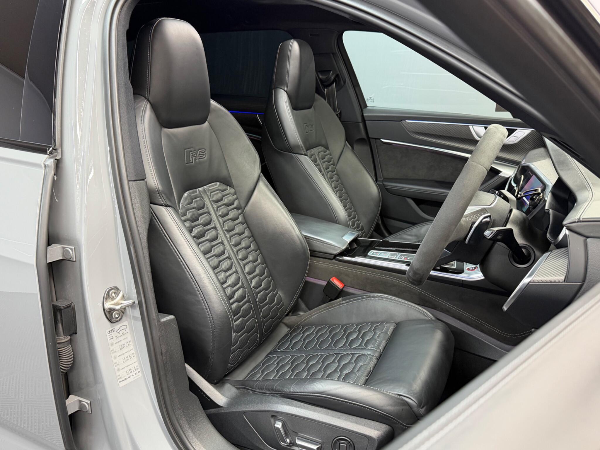 Audi RS6 Avant — image 22 of 51