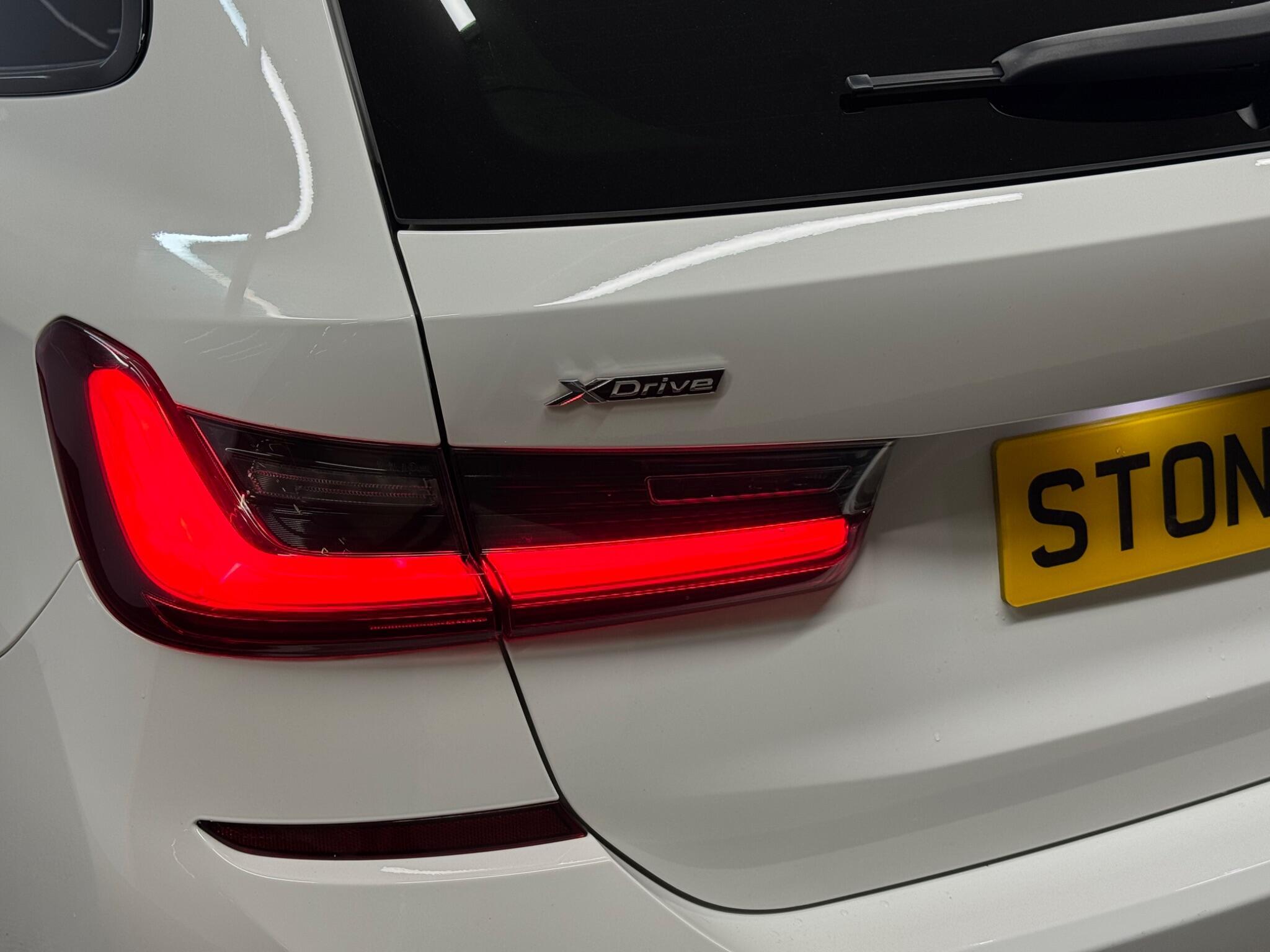 BMW 3 Series — image 12 of 38