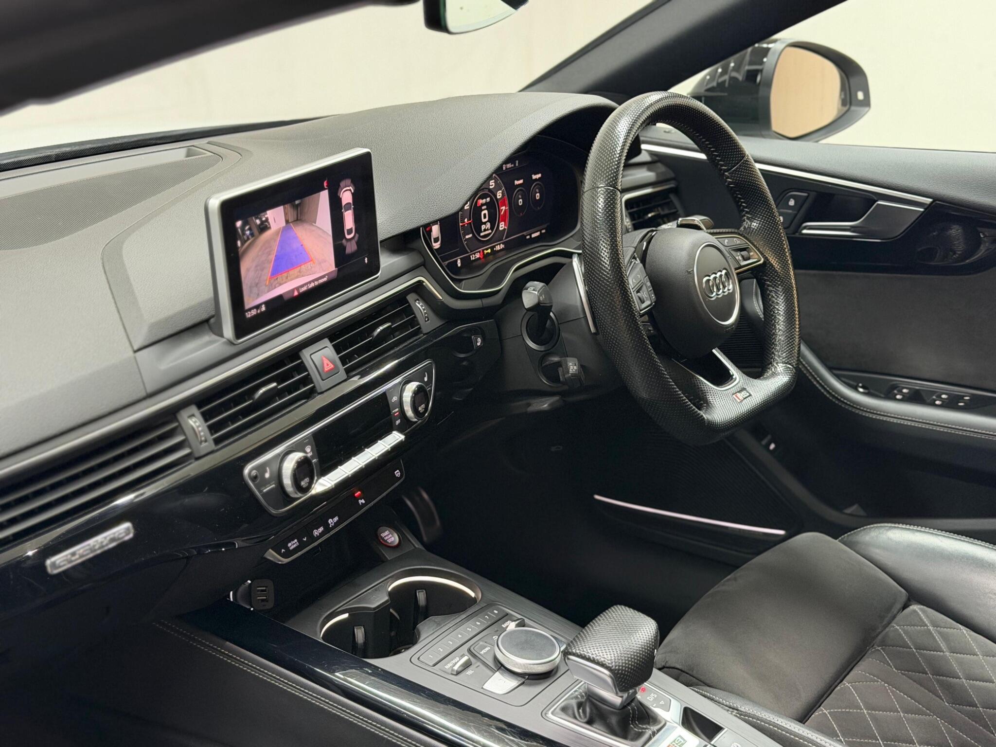 Audi RS5 — image 10 of 28