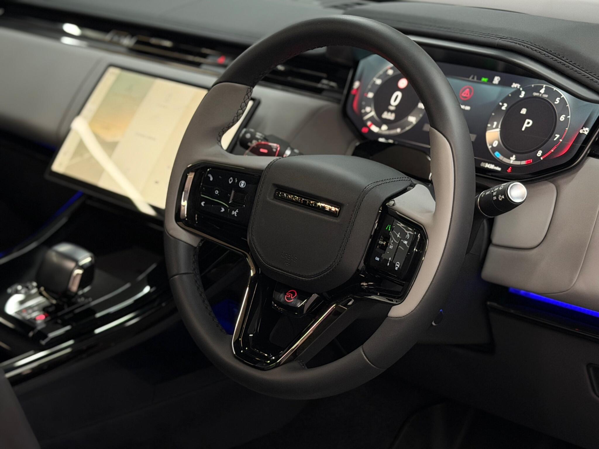 Land Rover Range Rover Sport — image 20 of 42