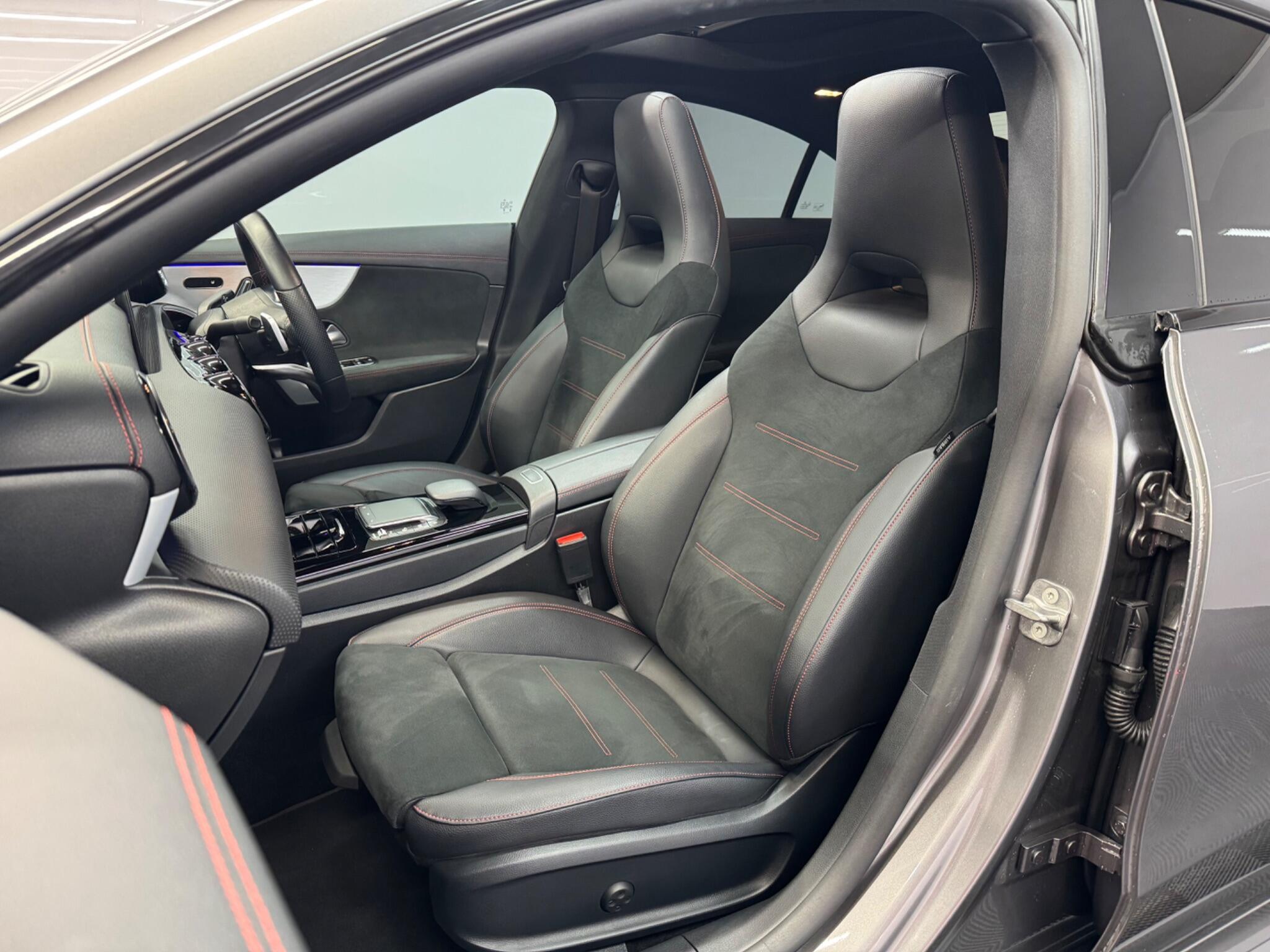 Mercedes-Benz CLA — image 3 of 5