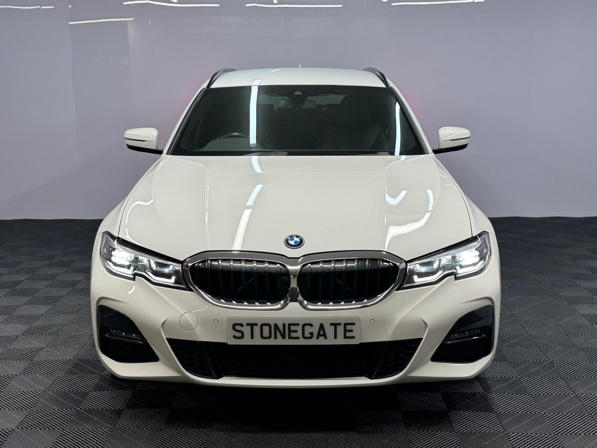 BMW 3 Series — image 5 of 5