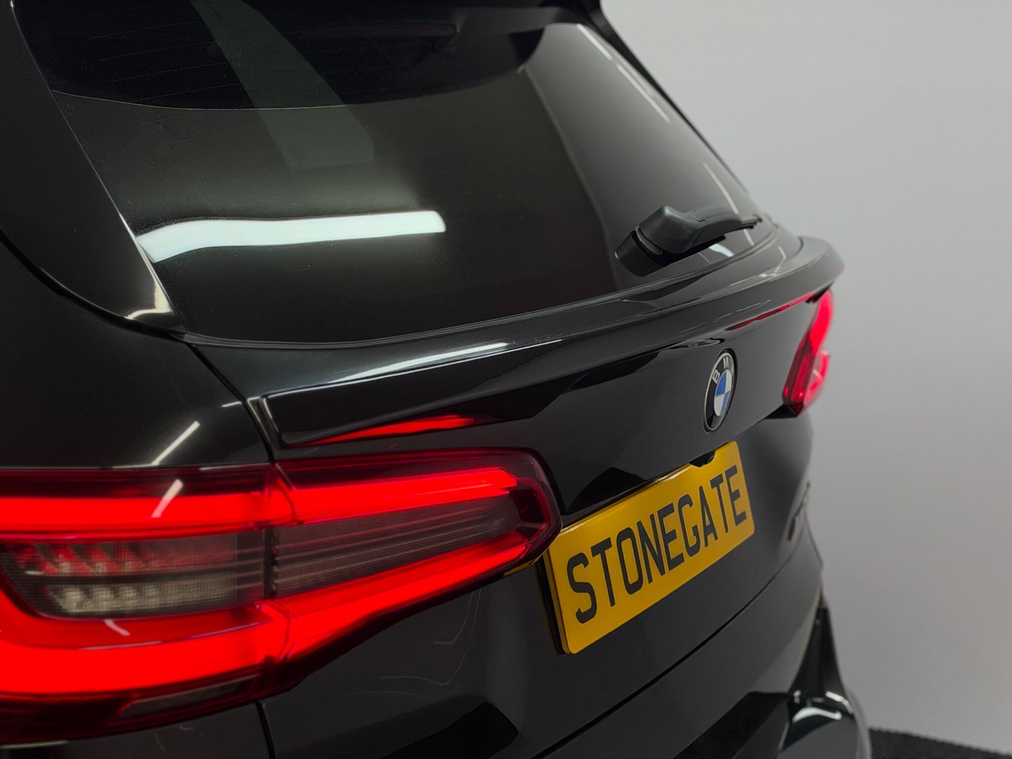 BMW X5 — image 16 of 51
