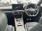 2025 CUPRA Leon 1.5 eHybrid 25.8kWh VZ First Edition Hatchback 5dr Petrol Plug-in Hybrid DSG Euro 6 (s/s) (272 ps) - Image 4