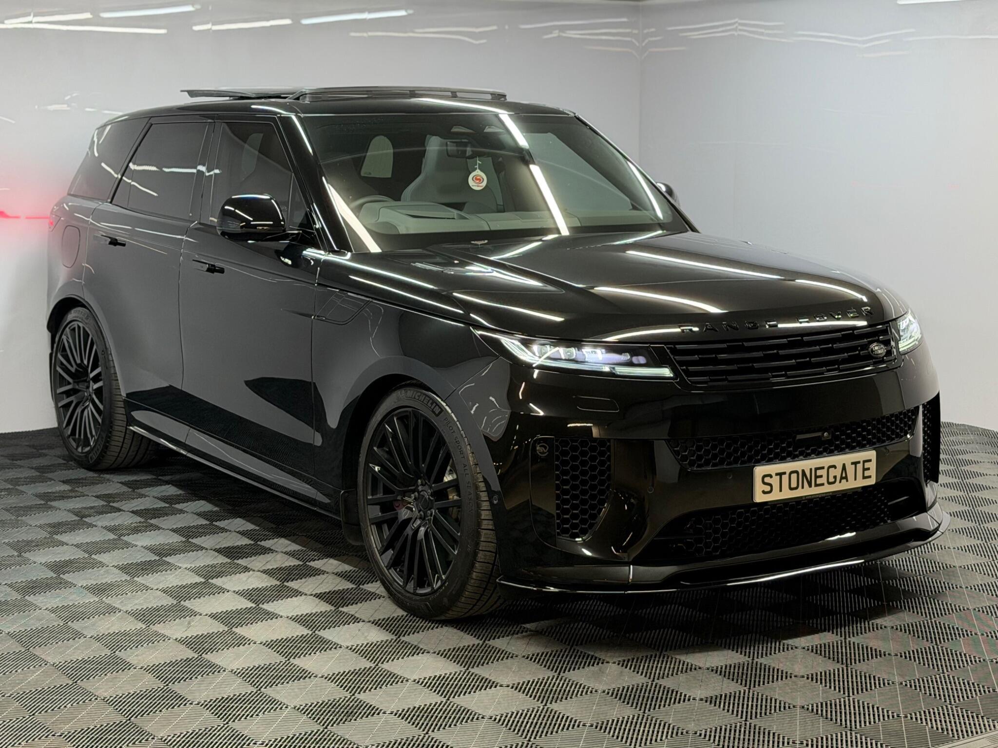 Land Rover Range Rover Sport — image 4 of 42