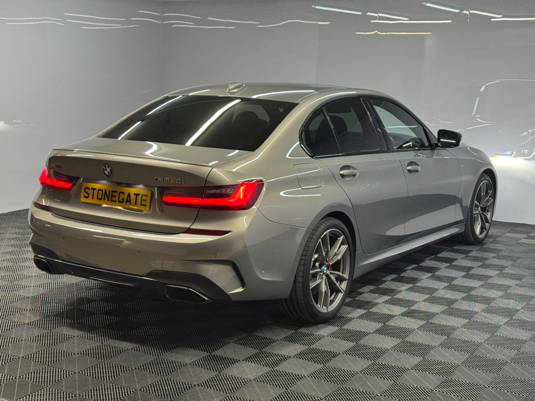 BMW 3 Series — image 8 of 41