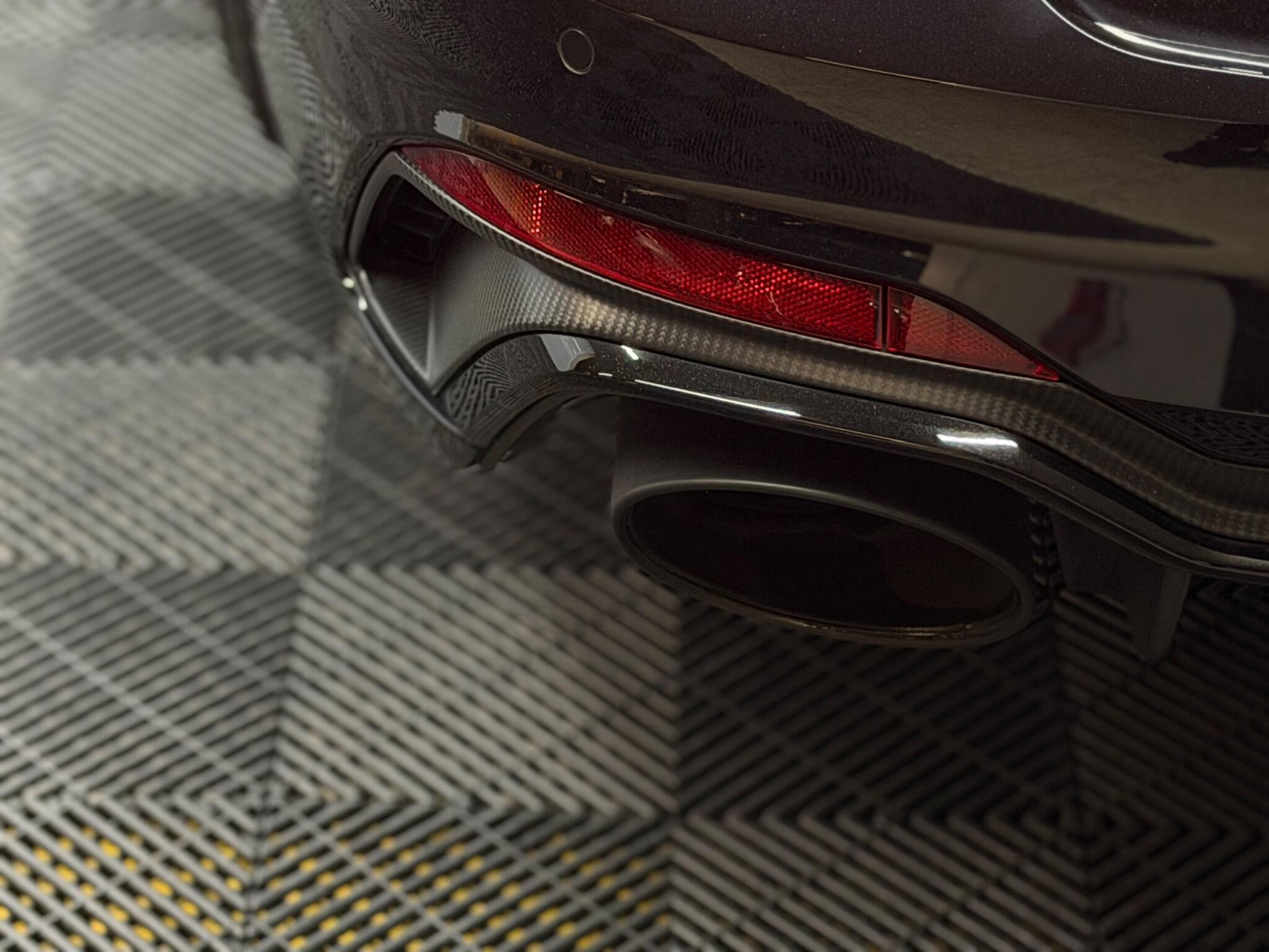 Audi RS4 Avant — image 16 of 41