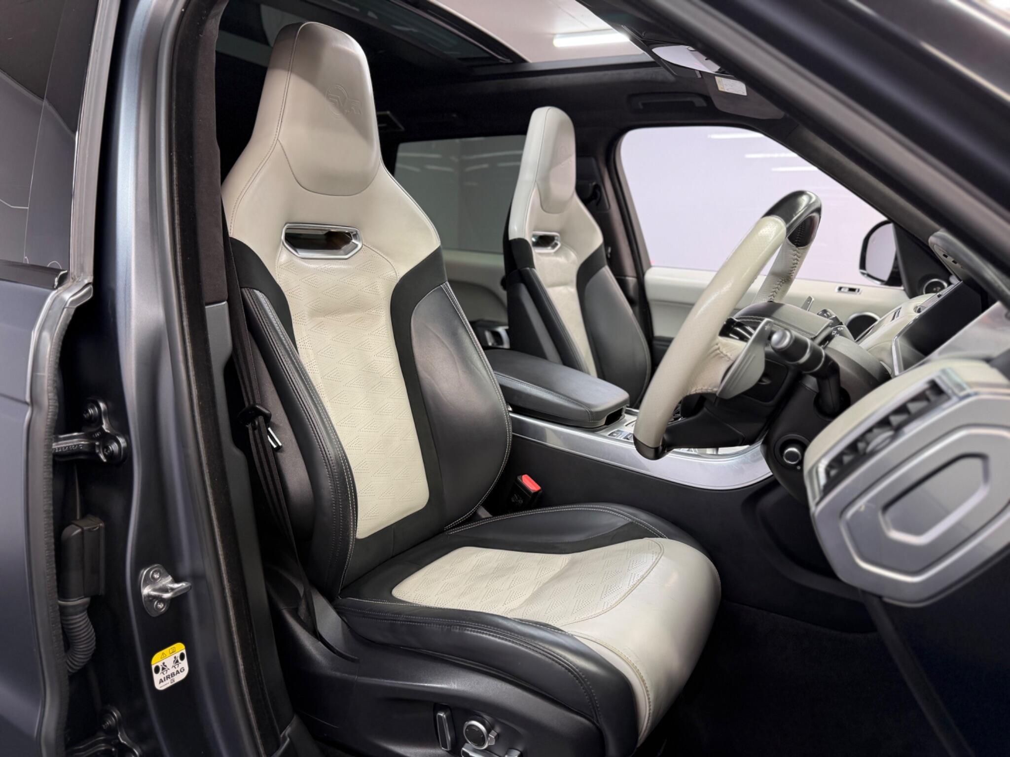 Land Rover Range Rover Sport — image 15 of 37