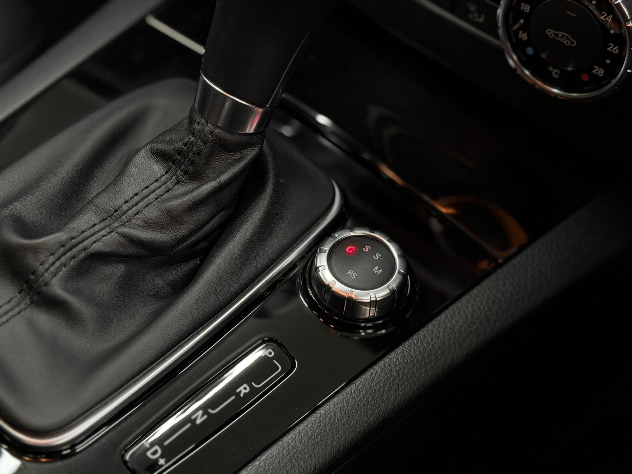 Mercedes-Benz C Class — image 28 of 32