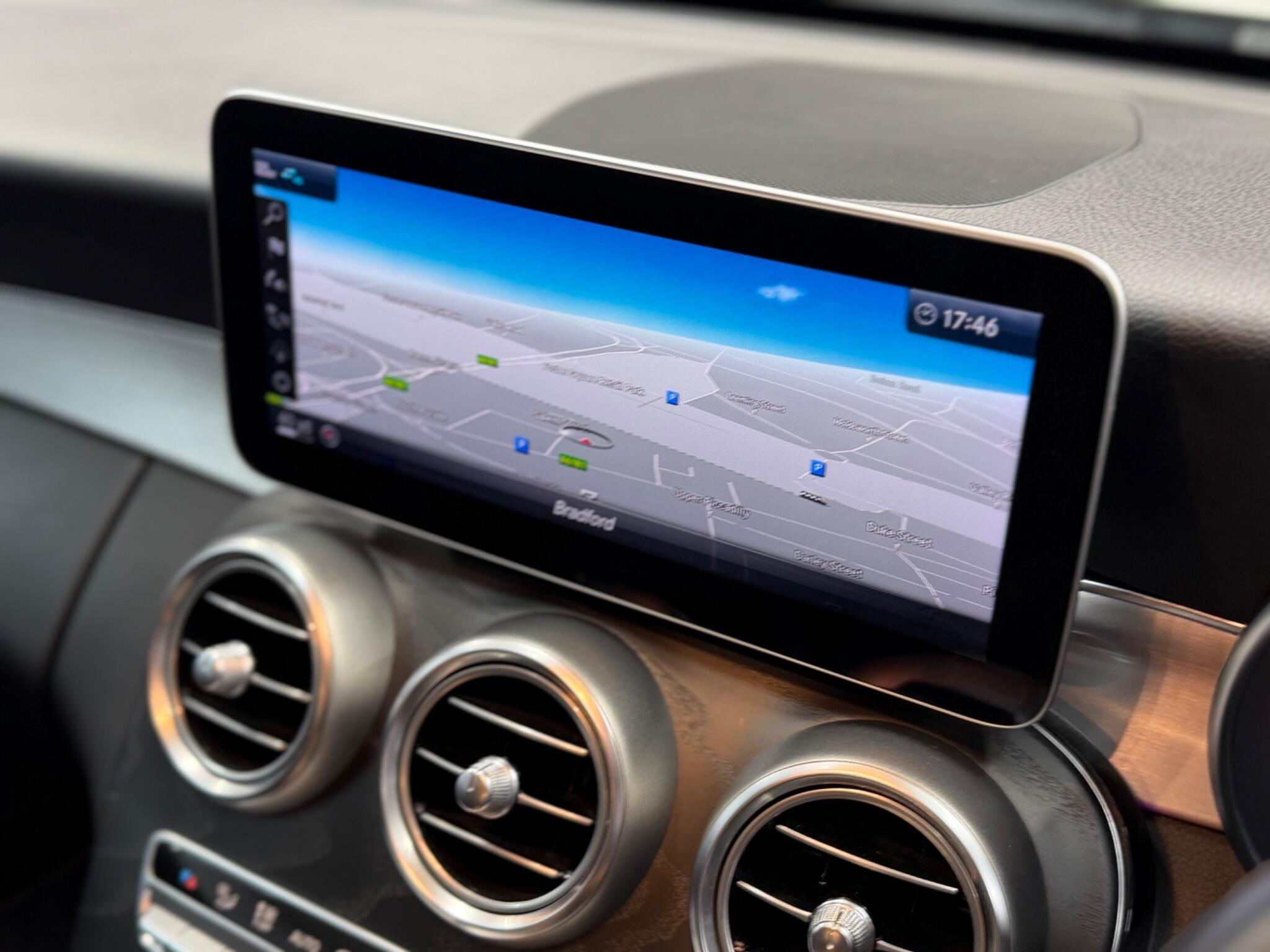 Mercedes-Benz C Class — image 20 of 25