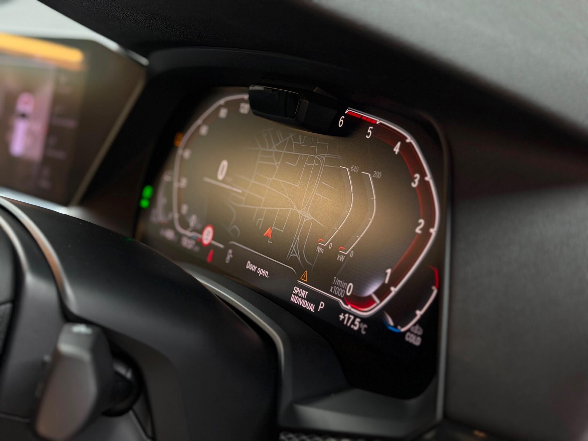 BMW X5 — image 8 of 30