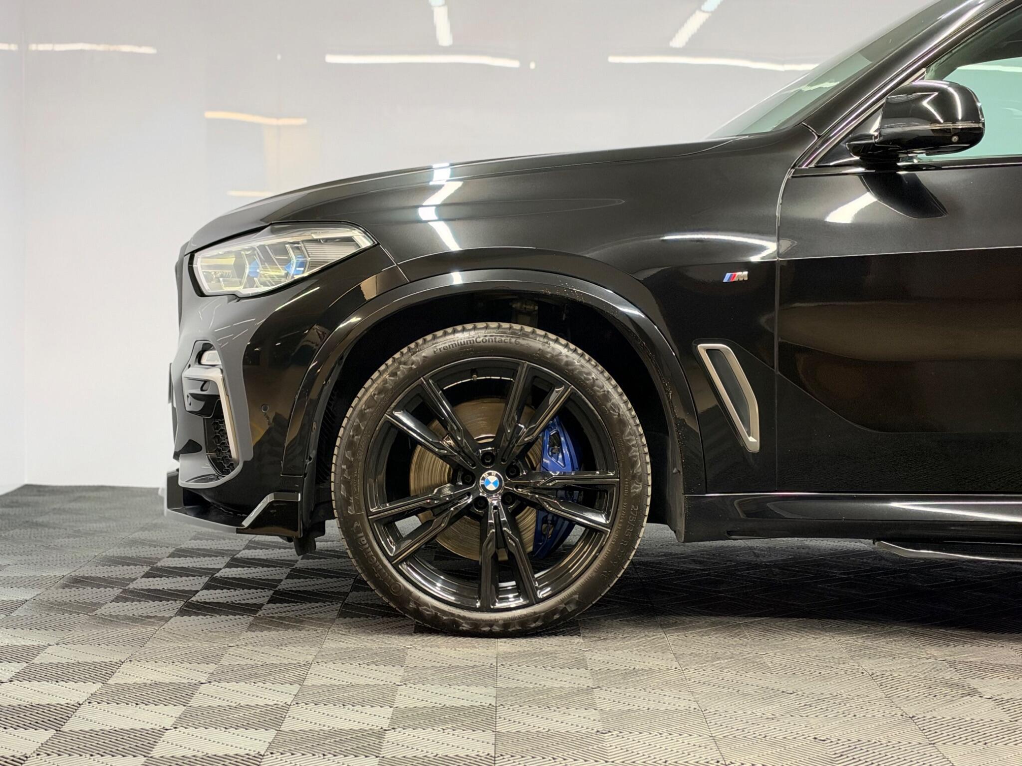 BMW X5 — image 11 of 51