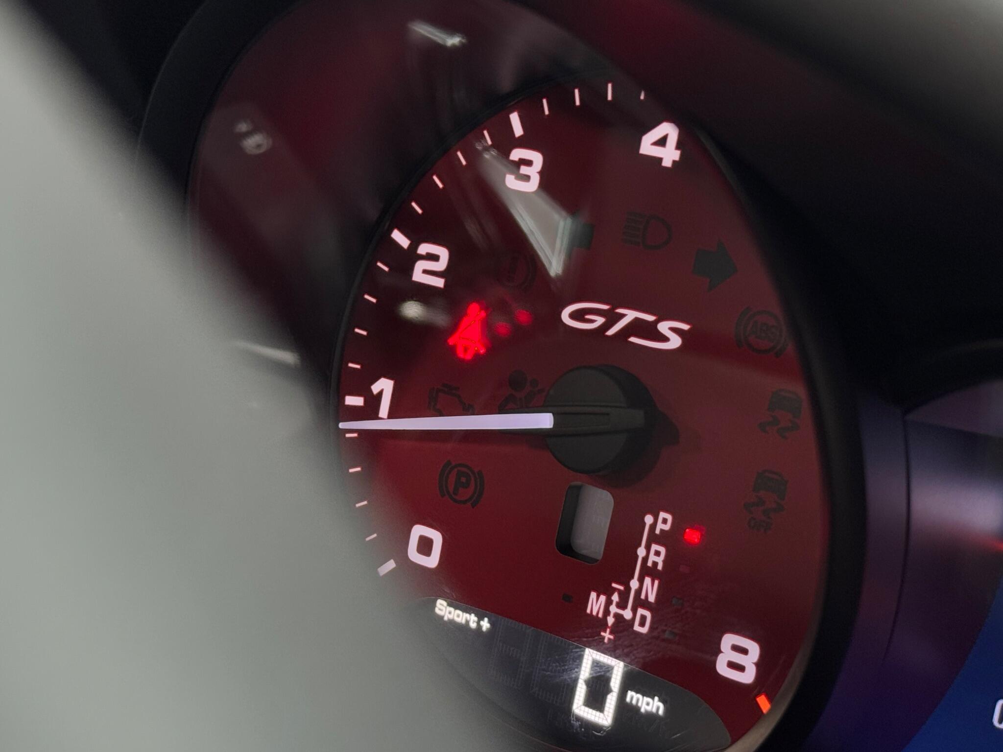 Porsche 911 — image 23 of 38