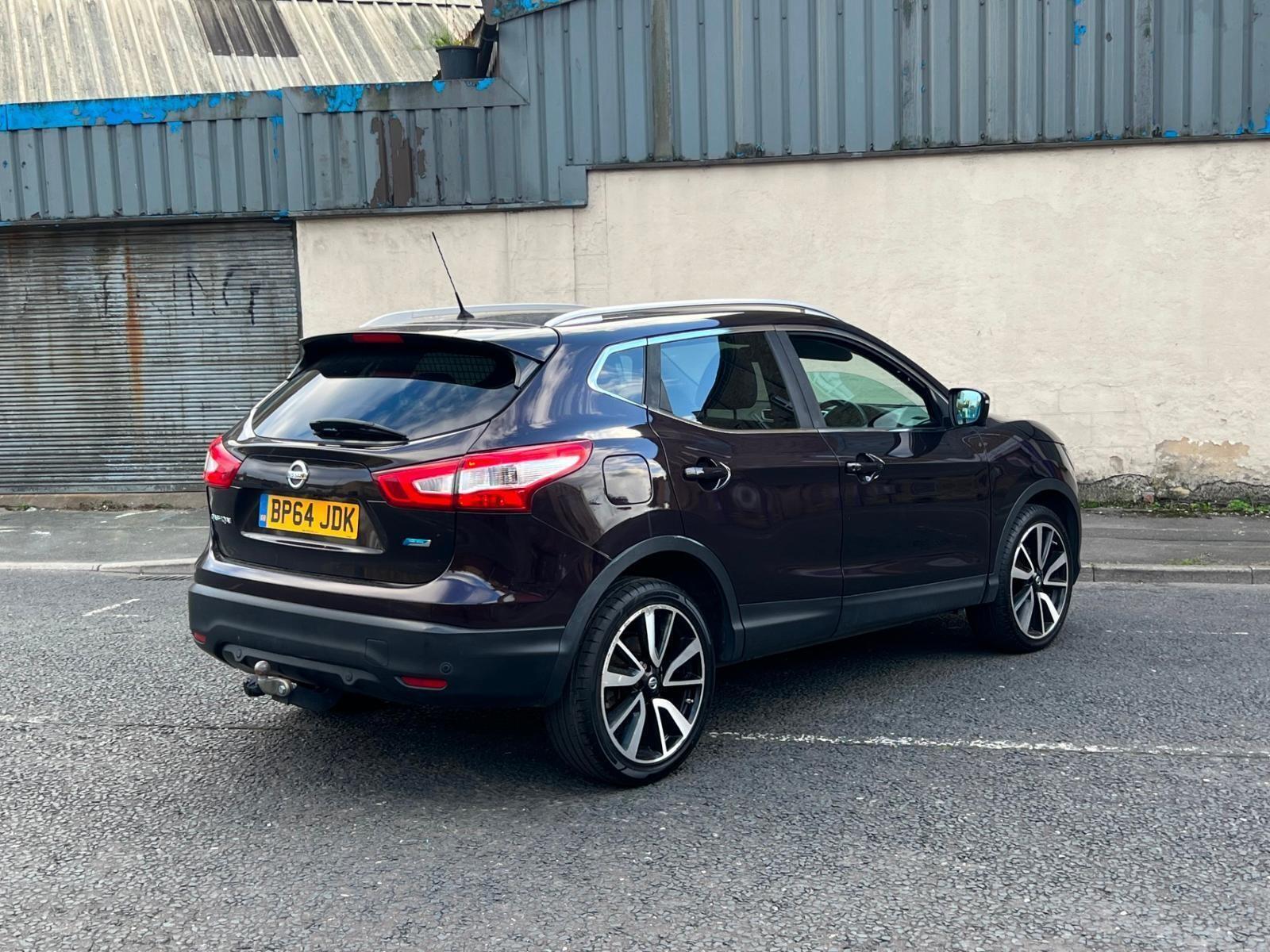 2015 Nissan Qashqai 1.5 dCi Tekna SUV 5dr Diesel Manual 2WD Euro 5 (s/s) (110 ps)