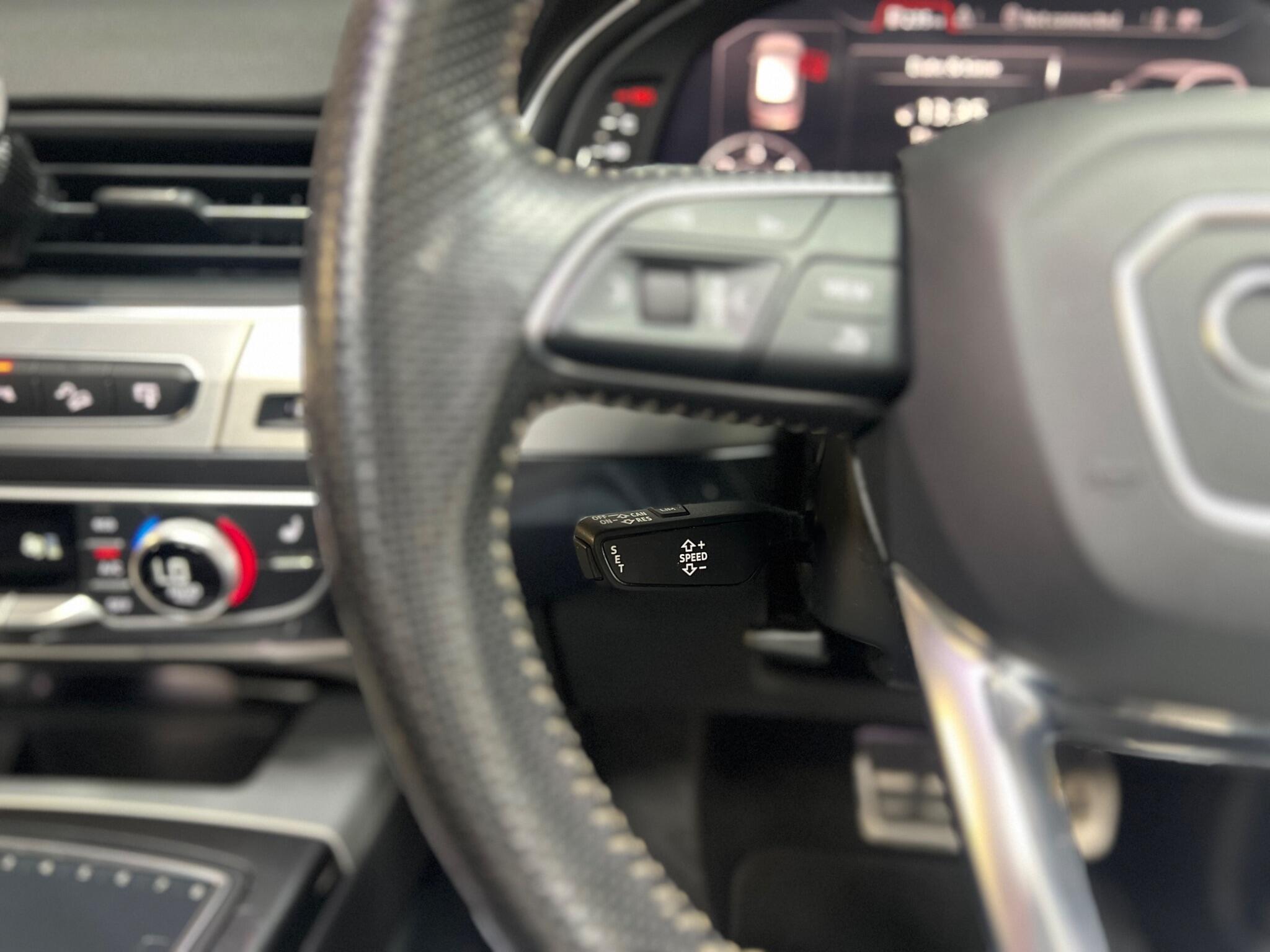 Audi Q7 — image 20 of 39