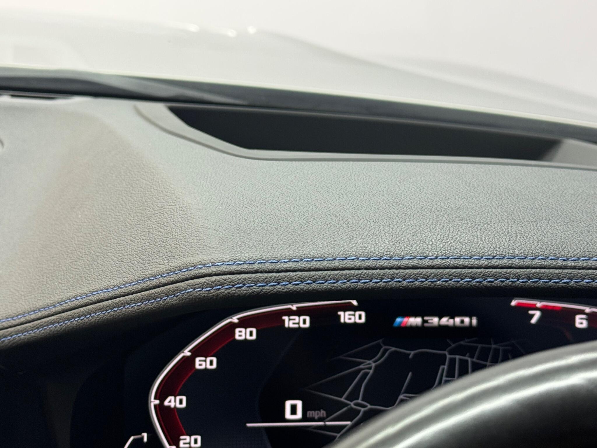 BMW 3 Series — image 32 of 41