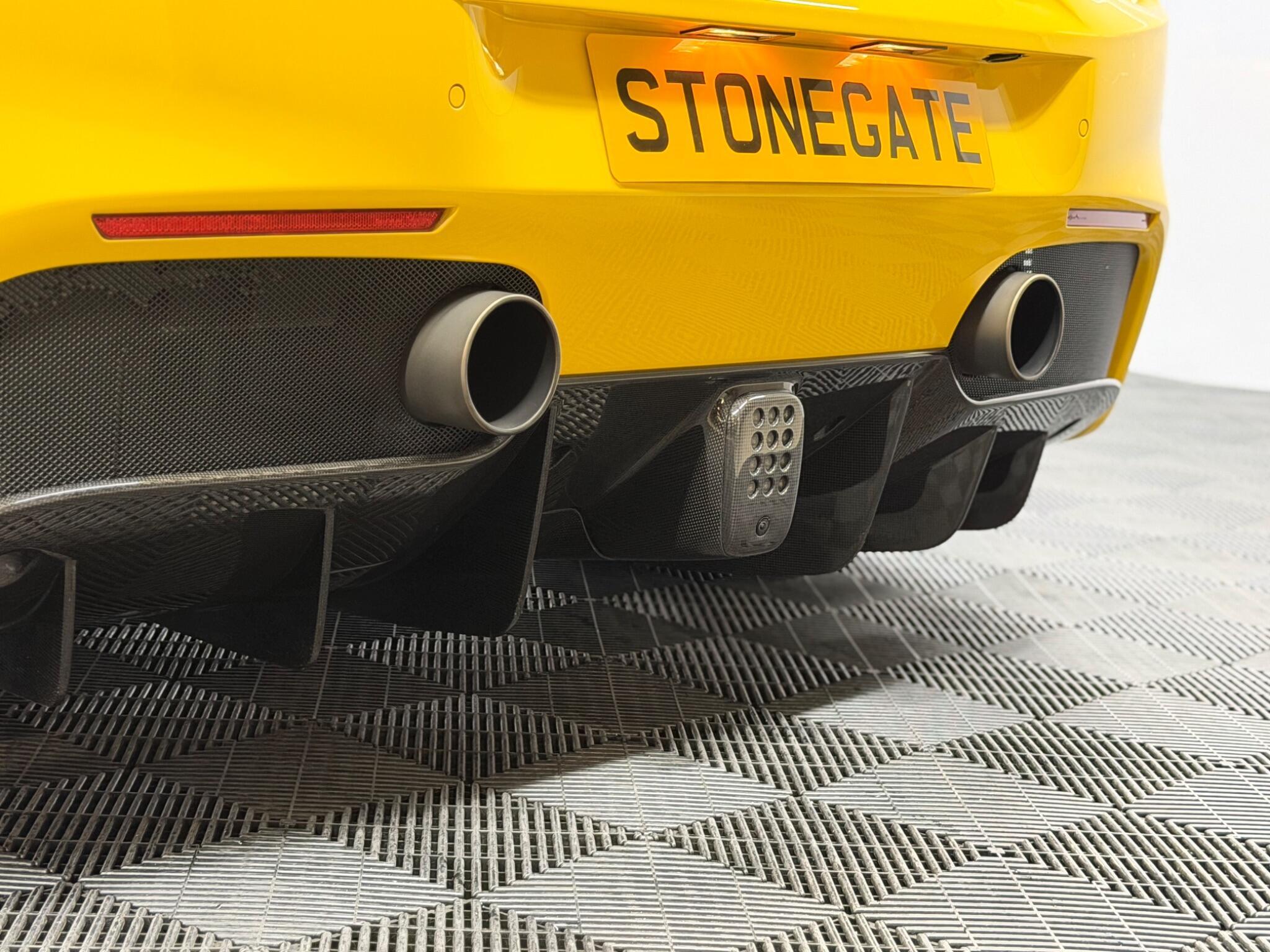 Ferrari 488 — image 21 of 53