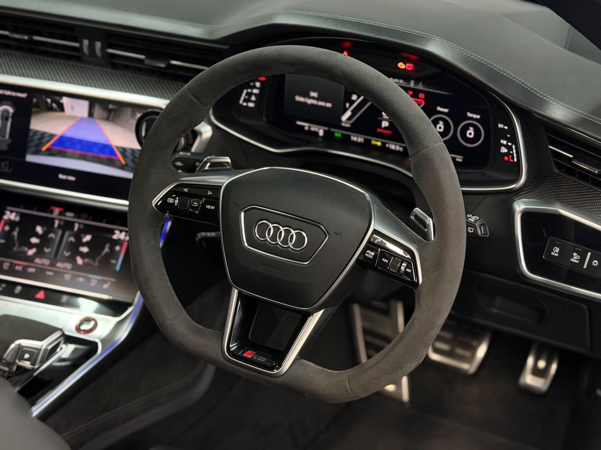 Audi RS6 Avant — image 32 of 51