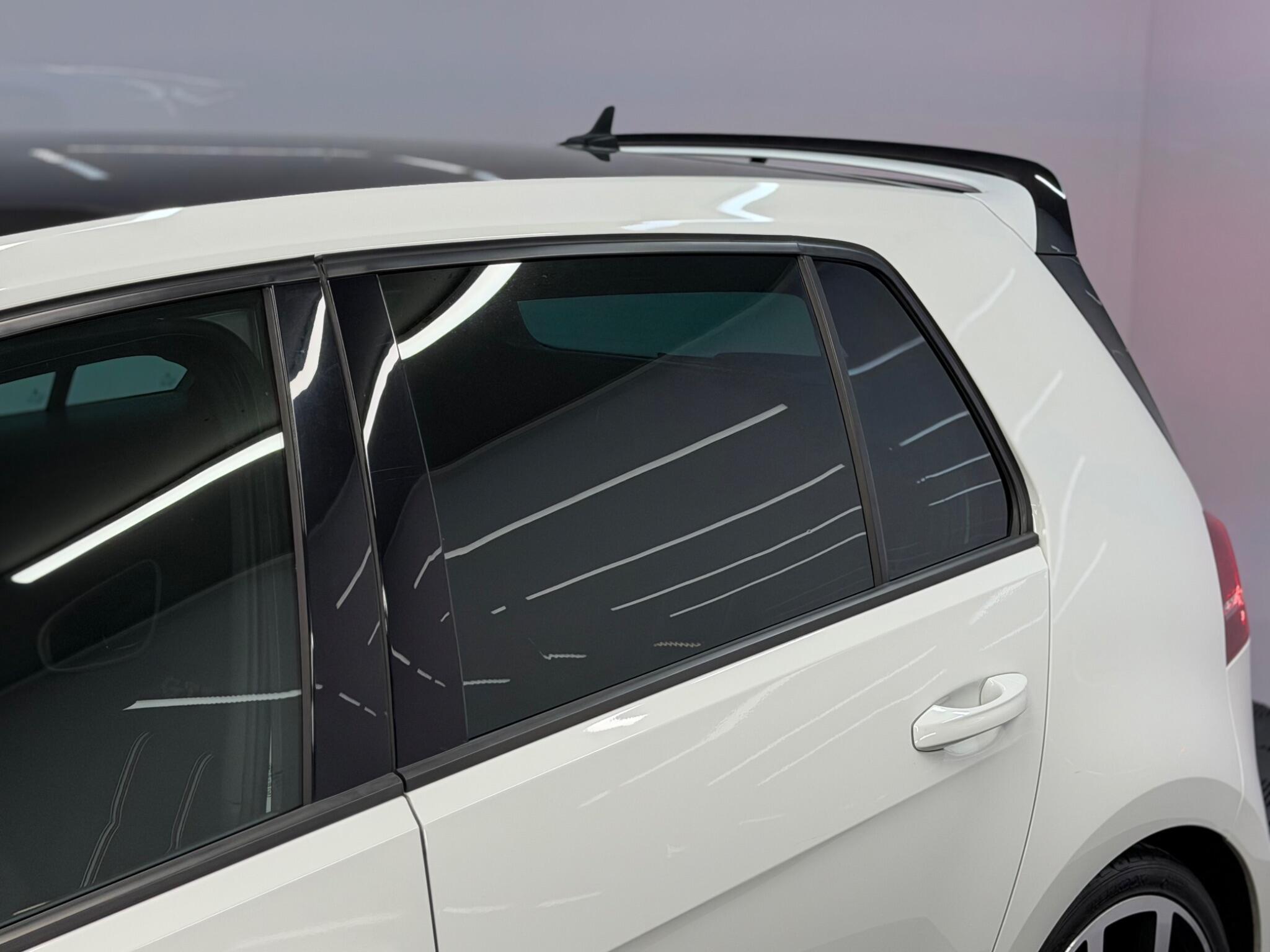 Volkswagen Golf — image 15 of 37