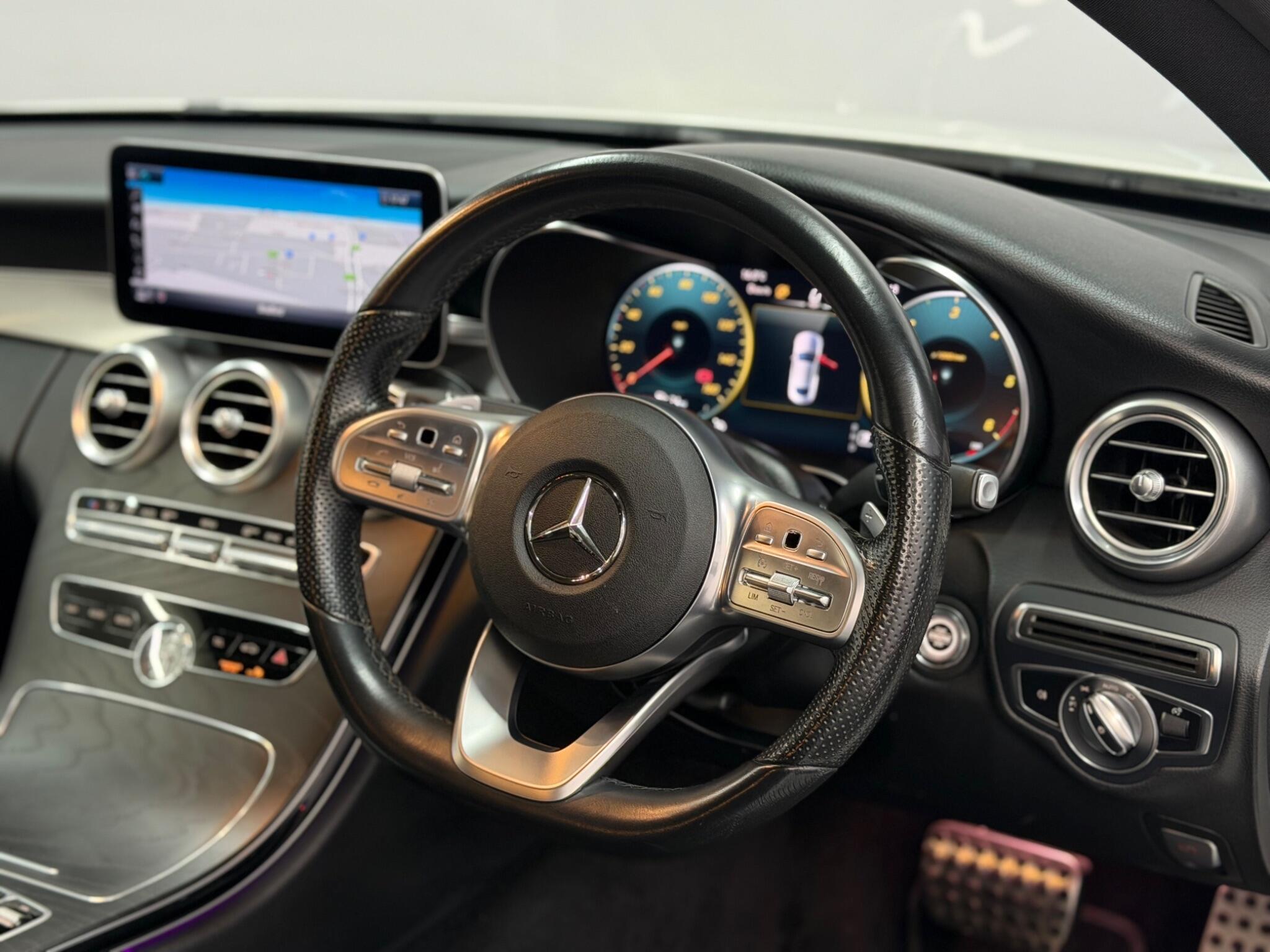 Mercedes-Benz C Class — image 16 of 25