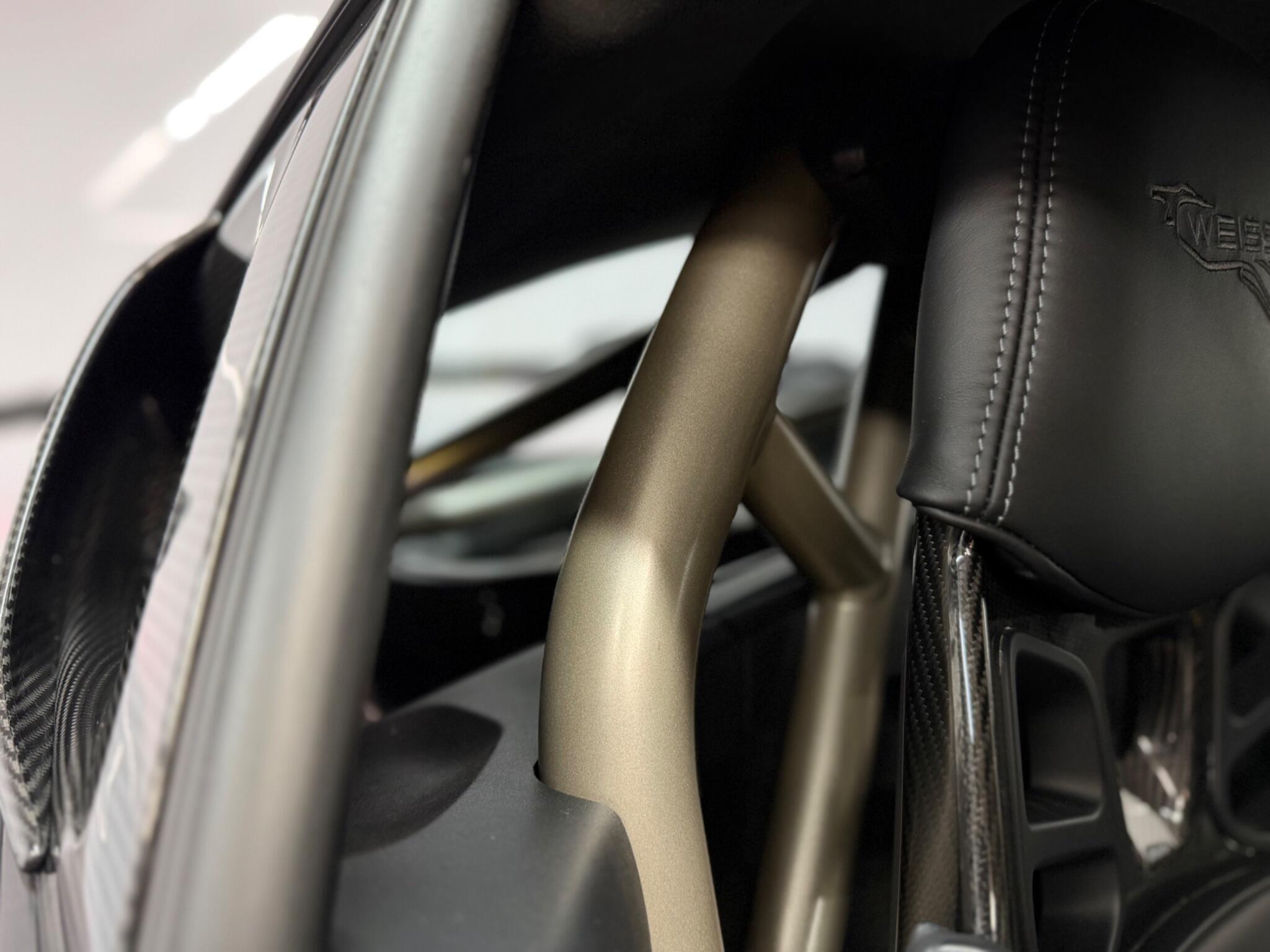 Porsche 718 Cayman — image 31 of 48