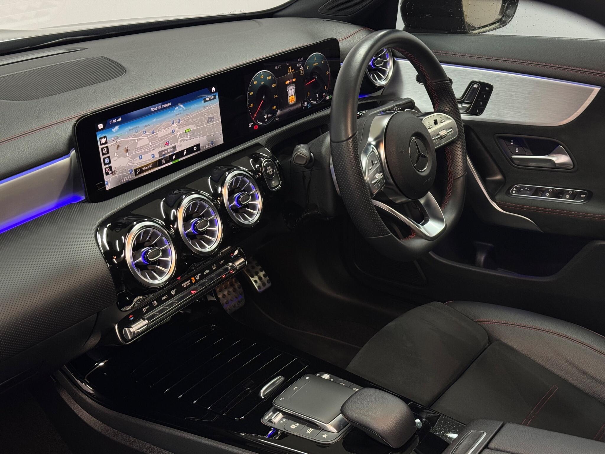 Mercedes-Benz CLA — image 29 of 49